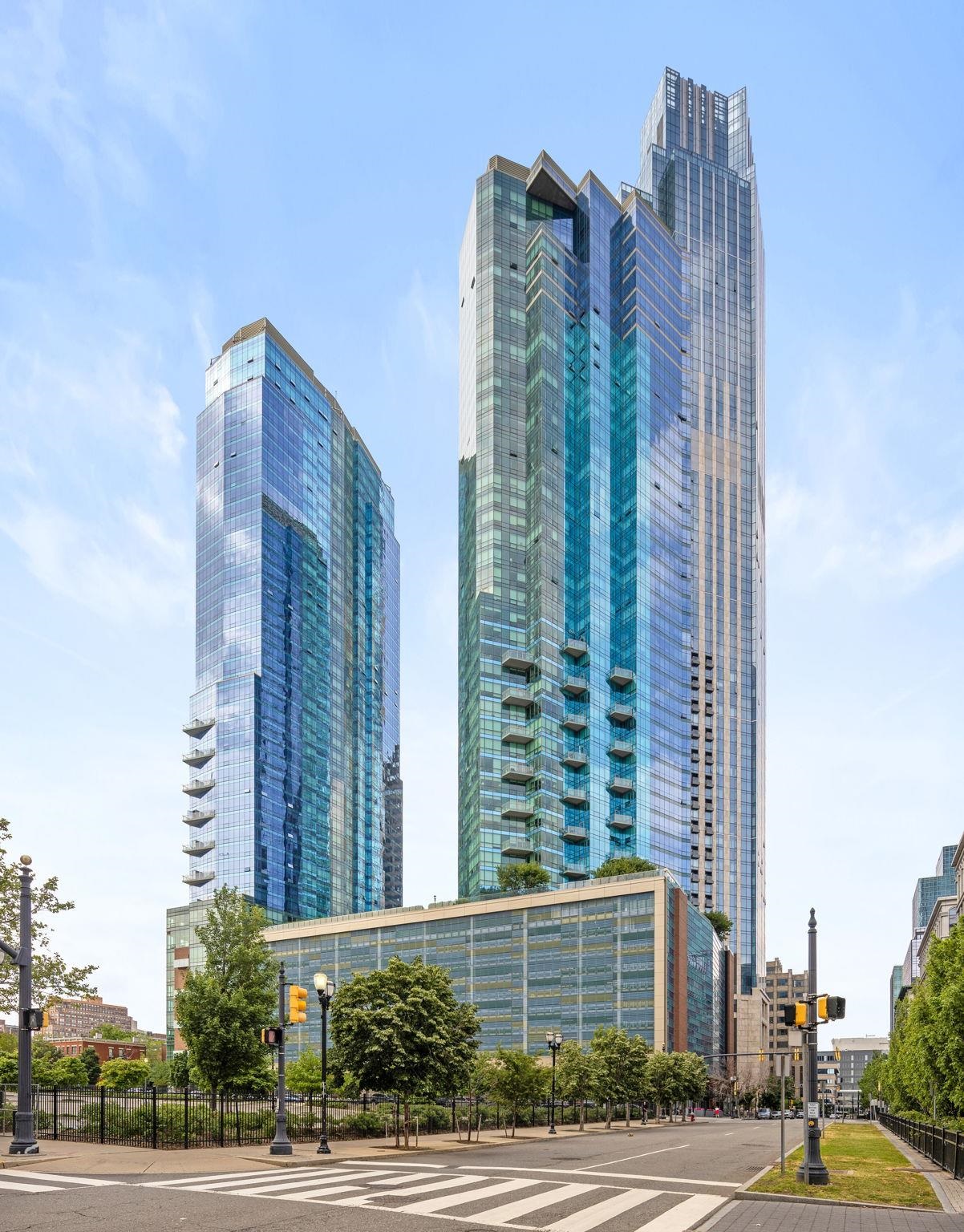 77 HUDSON ST Unit: 4008