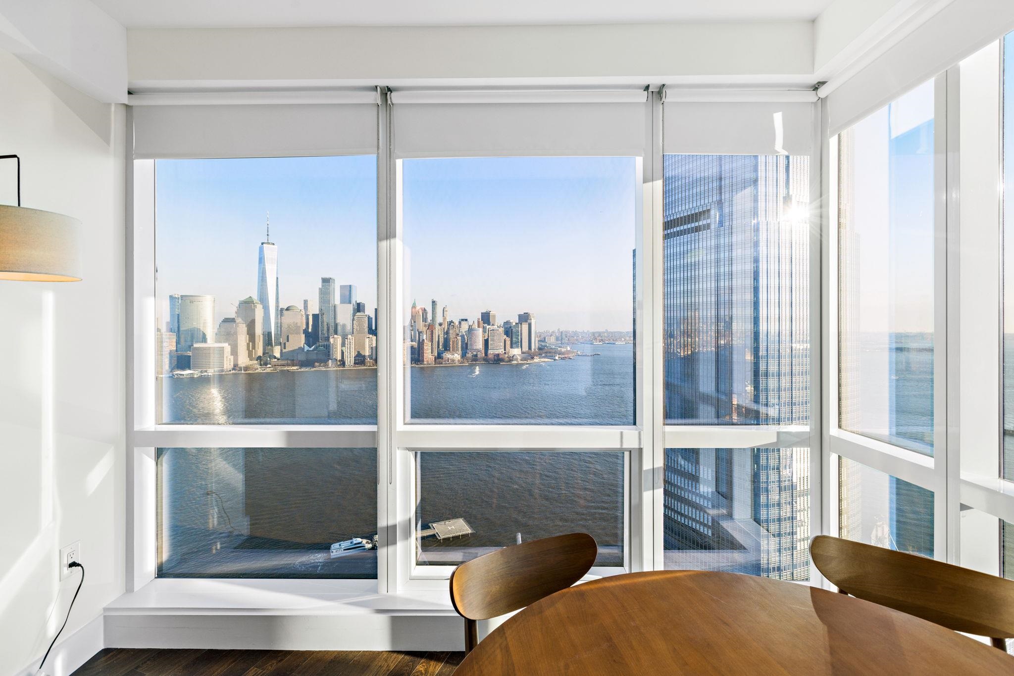 77 HUDSON ST Unit: 4008