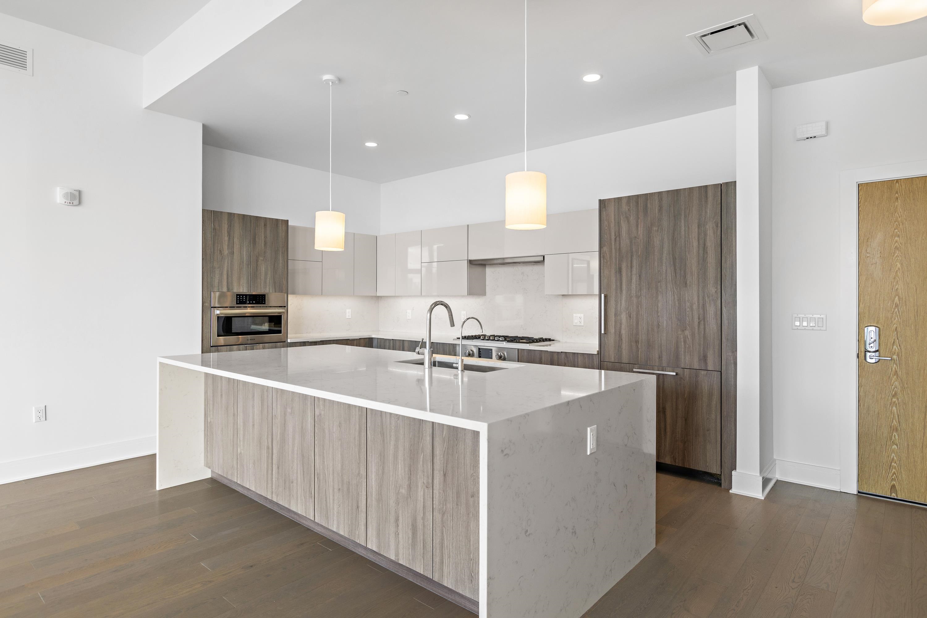 9 AVENUE AT PORT IMPERIAL Unit: 1210