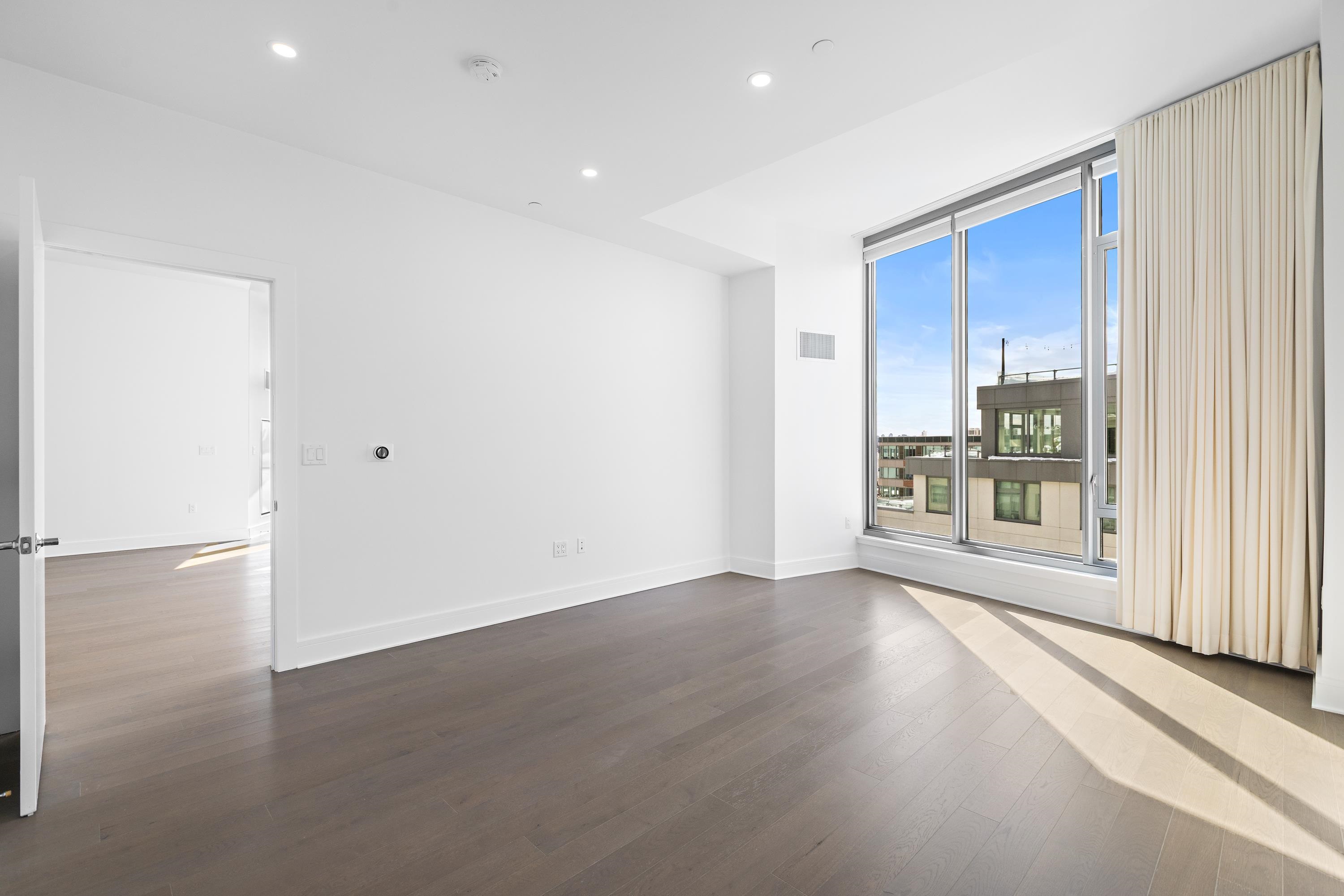 9 AVENUE AT PORT IMPERIAL Unit: 1210