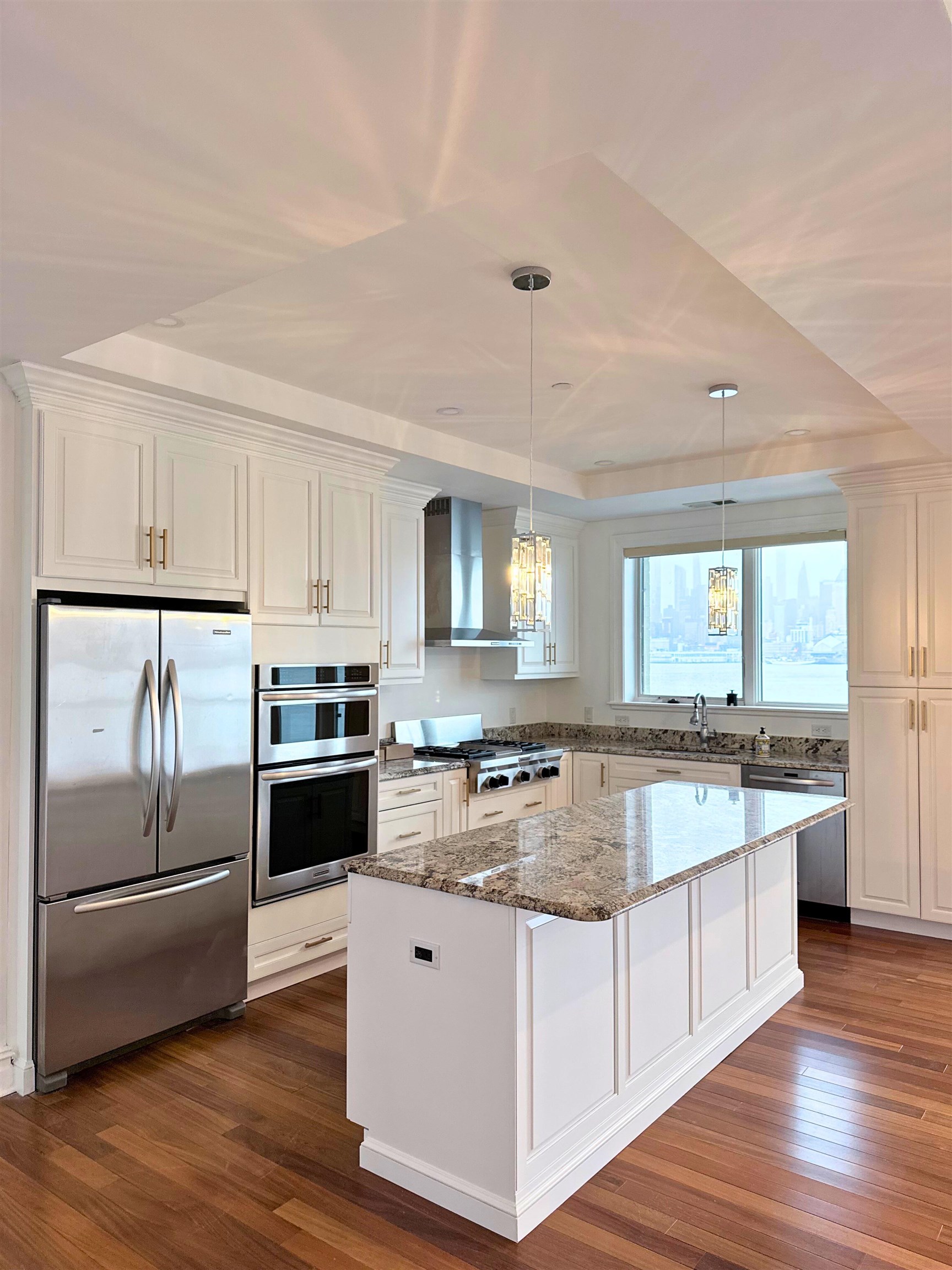 250 HENLEY PL Unit: 301