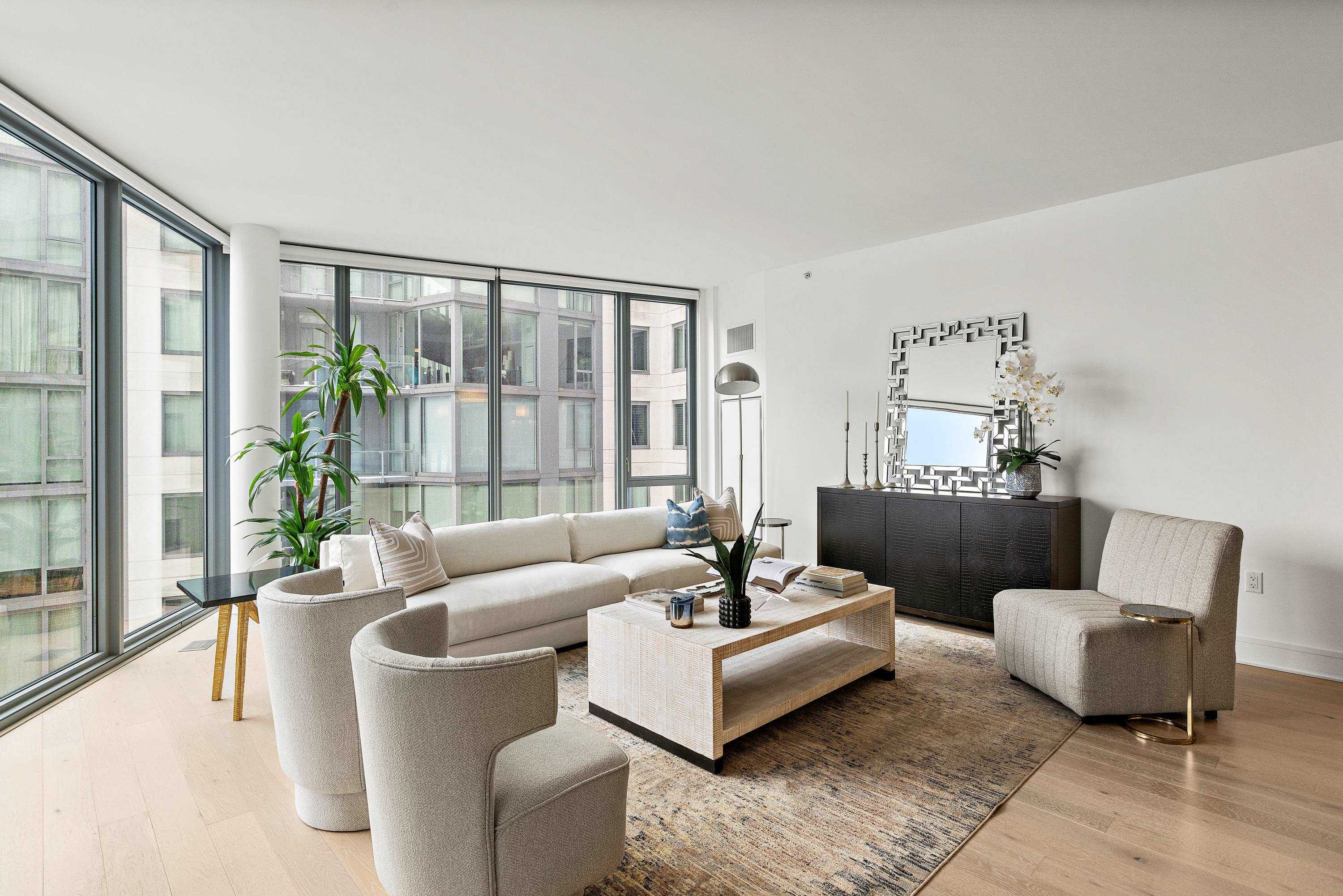 9 AVENUE AT PORT IMPERIAL Unit: 911