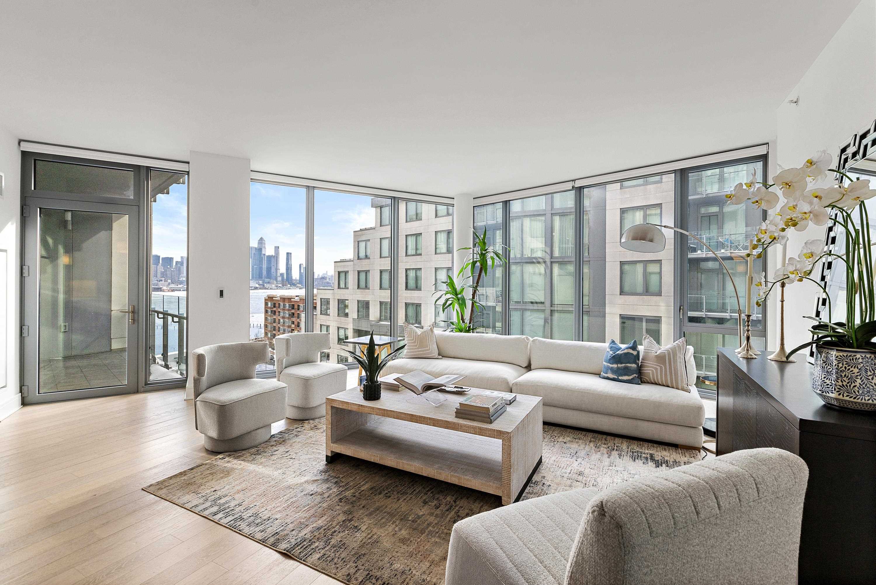 9 AVENUE AT PORT IMPERIAL Unit: 911