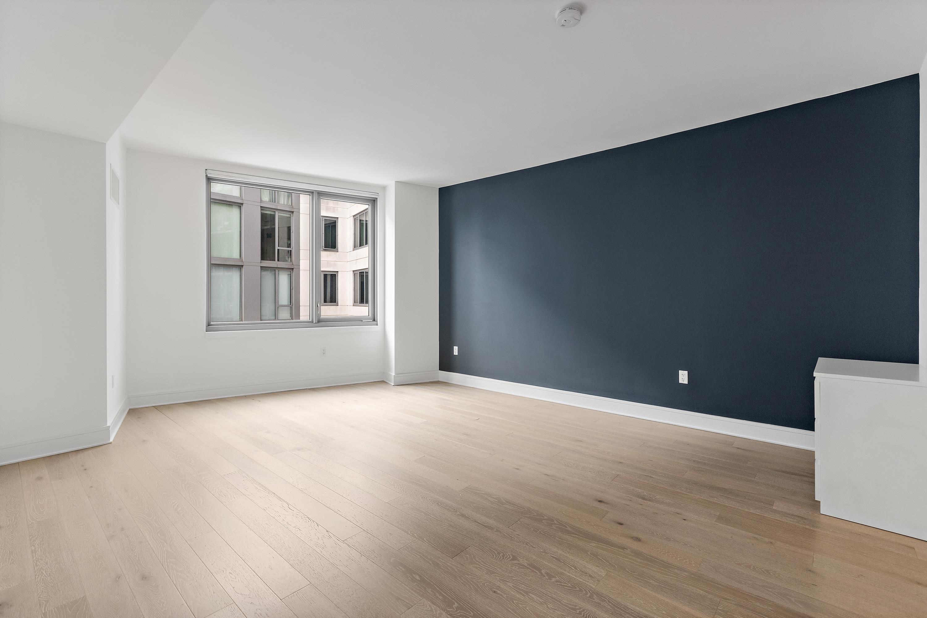 9 AVENUE AT PORT IMPERIAL Unit: 911