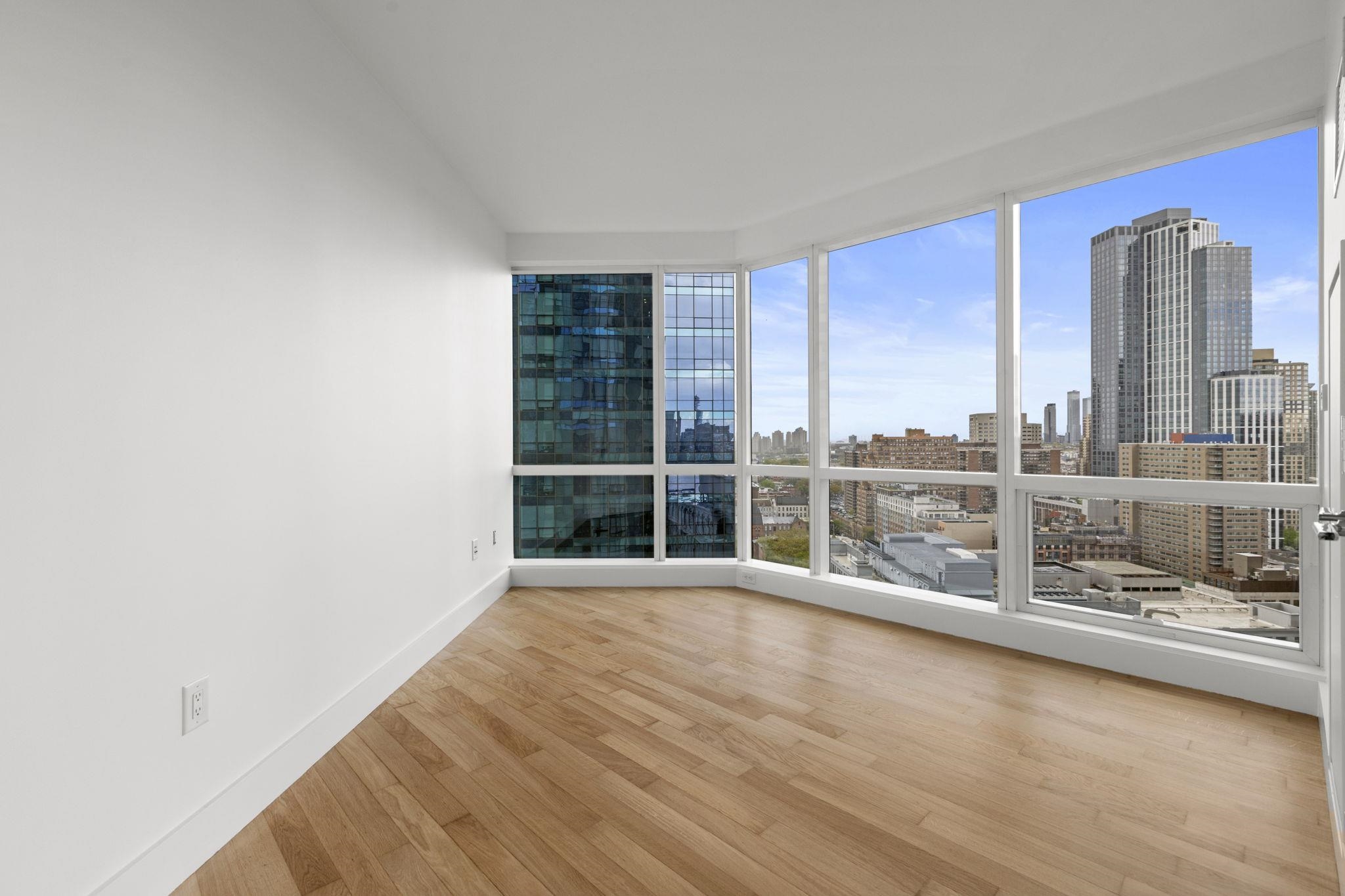 77 HUDSON ST Unit: 23-03