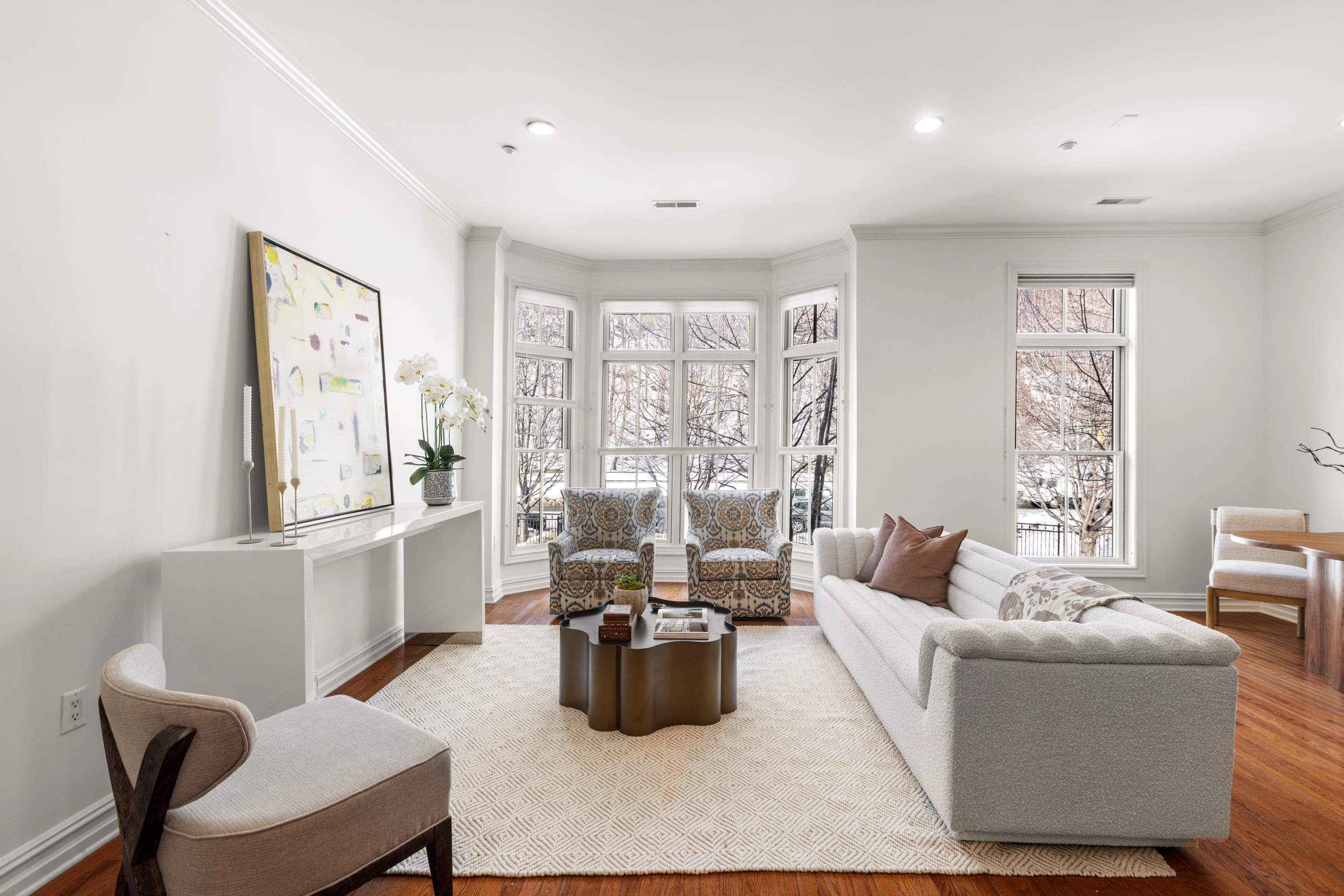 36 REGENCY PL