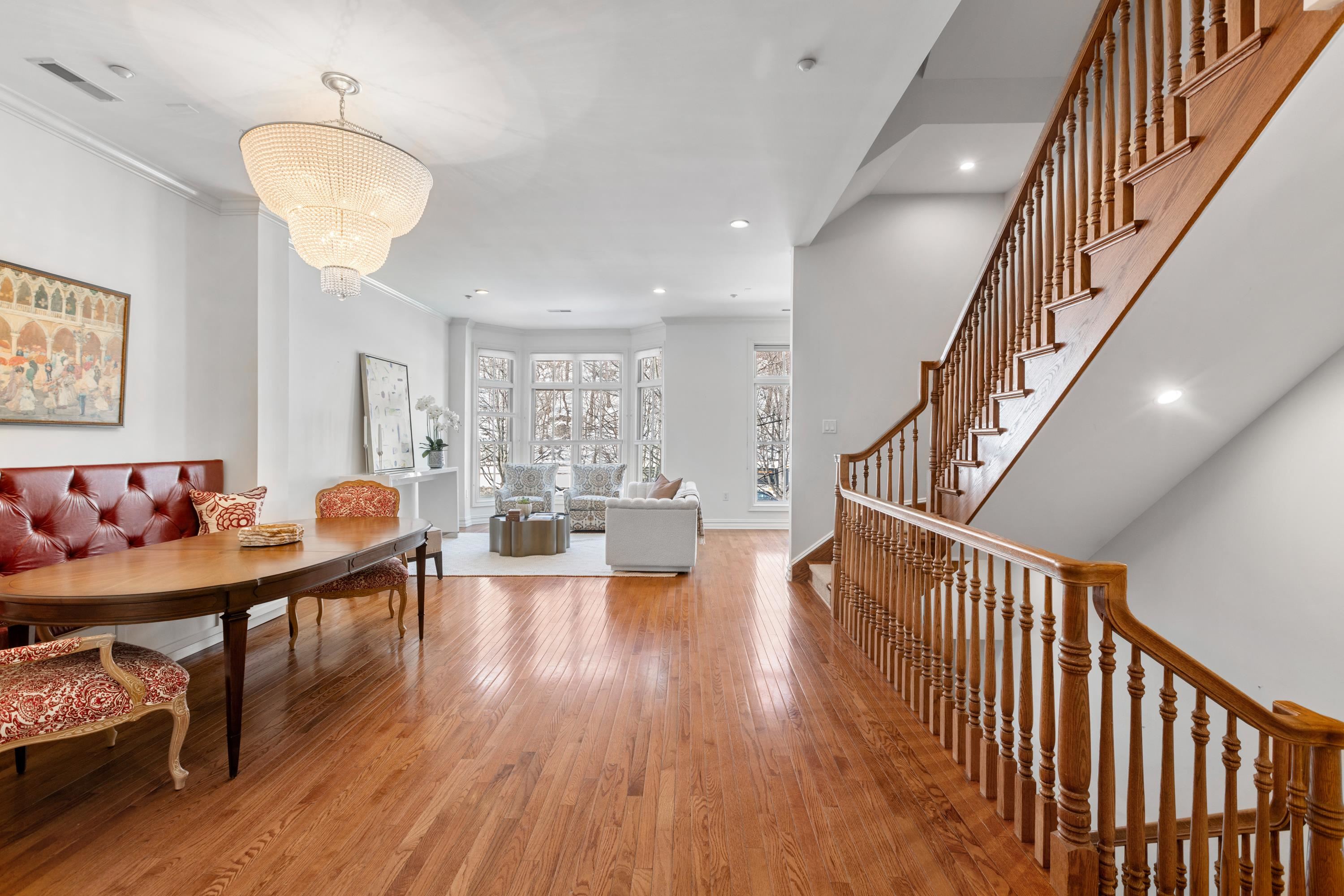 36 REGENCY PL