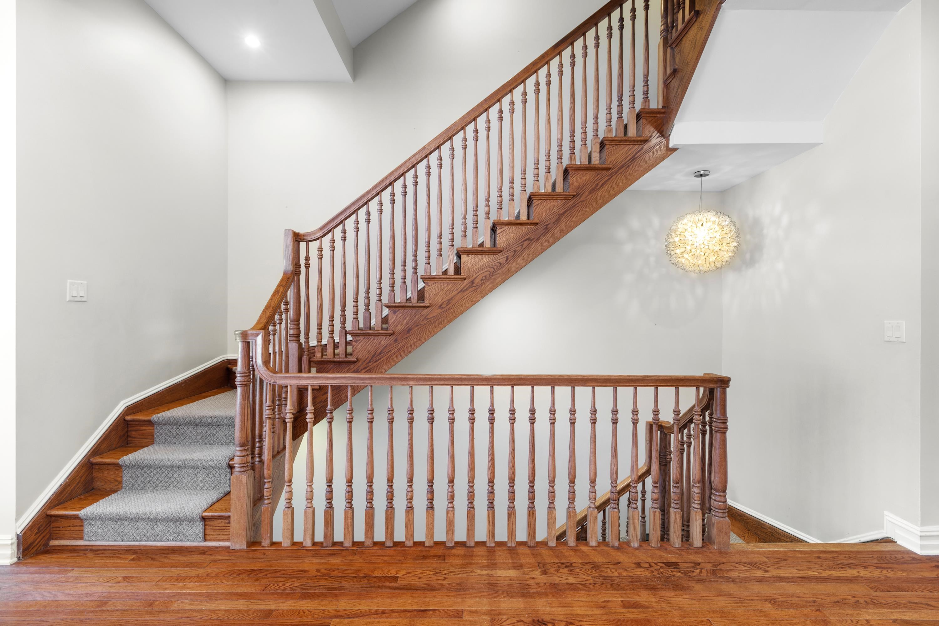 36 REGENCY PL
