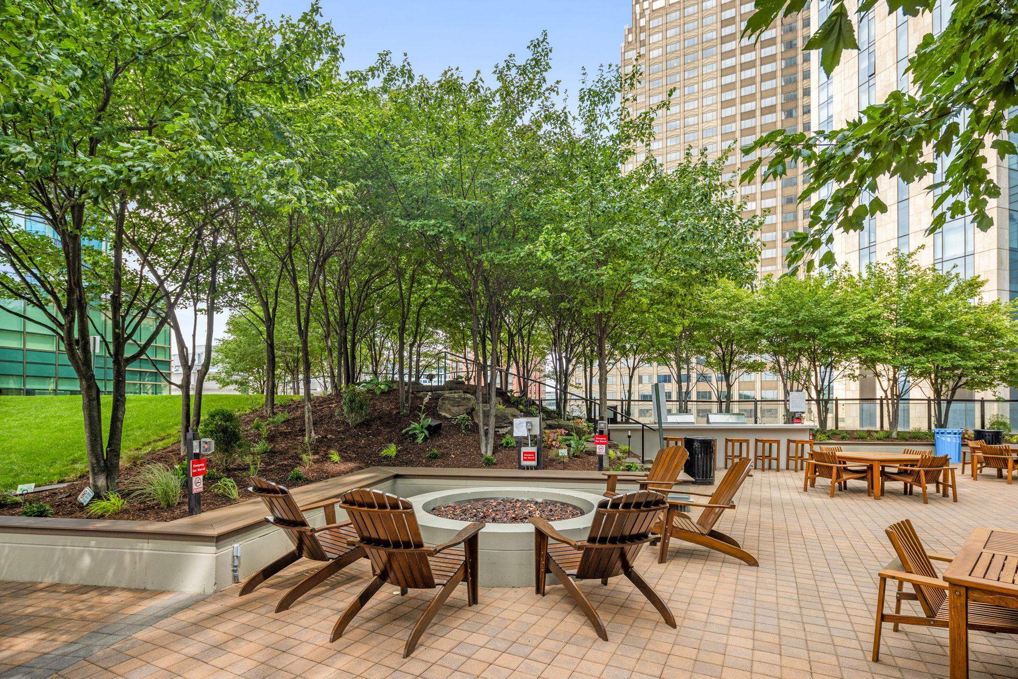 77 HUDSON ST Unit: 2409