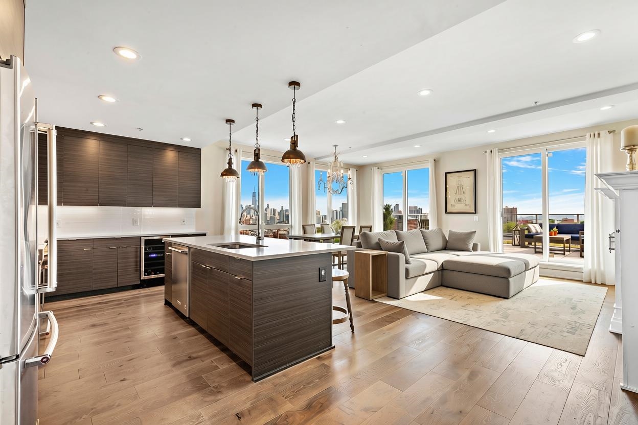 502 PALISADE AVE Unit: 601