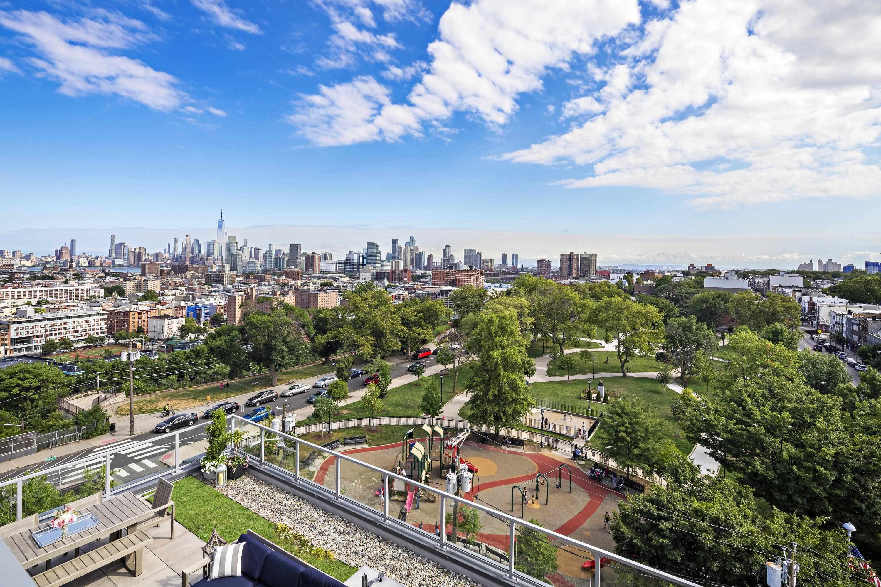 502 PALISADE AVE Unit: 601