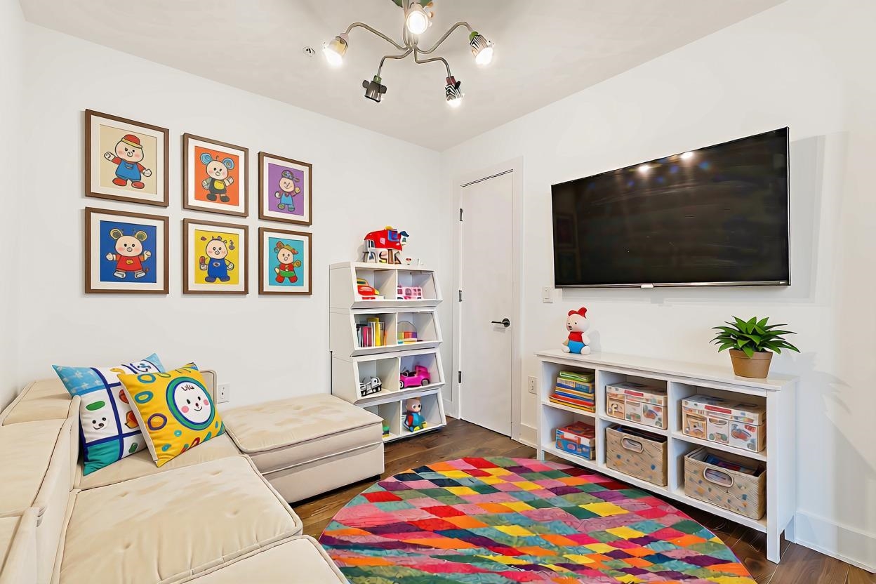 502 PALISADE AVE Unit: 601