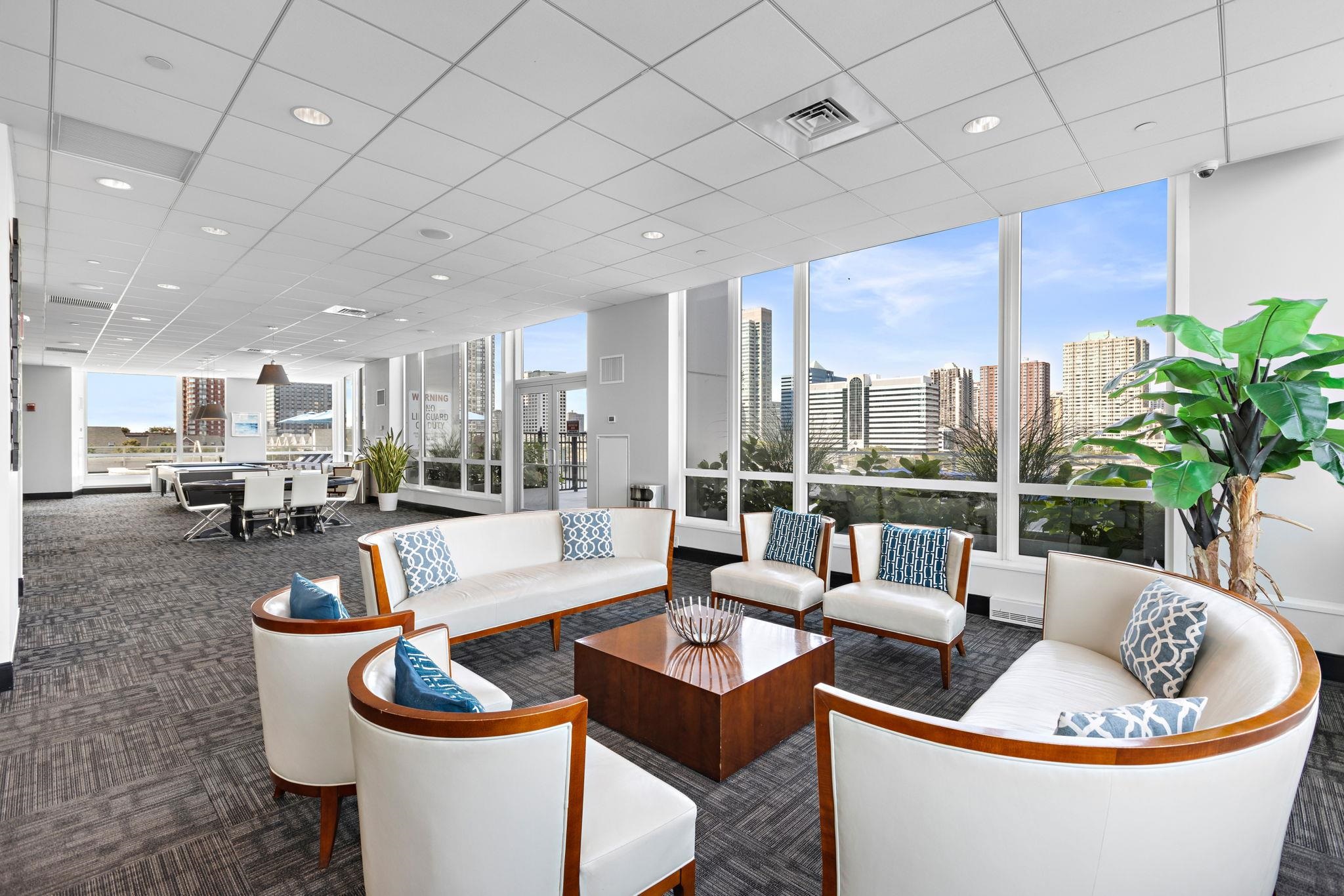 2 2ND ST Unit: 2403