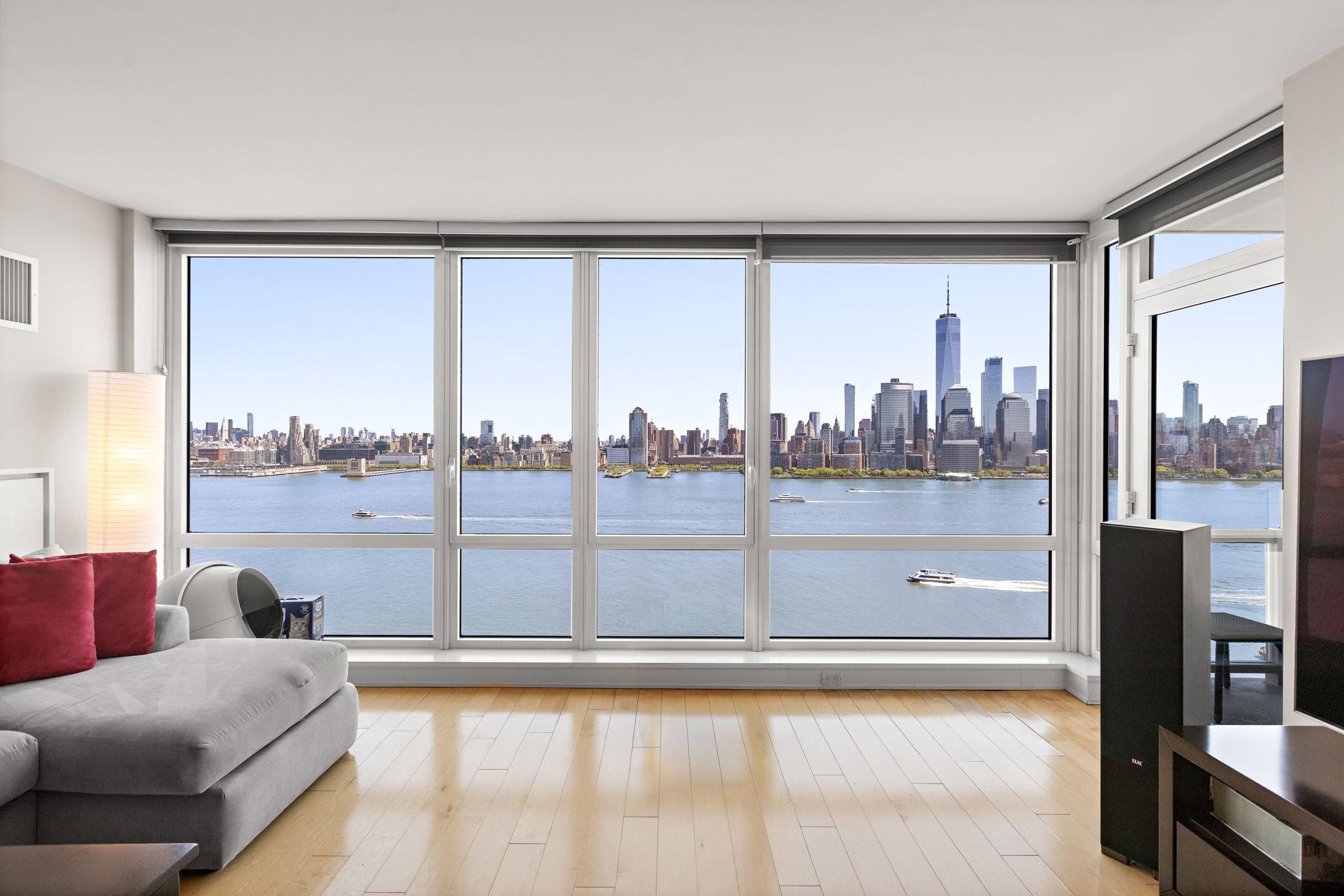 2 2ND ST Unit: 2403