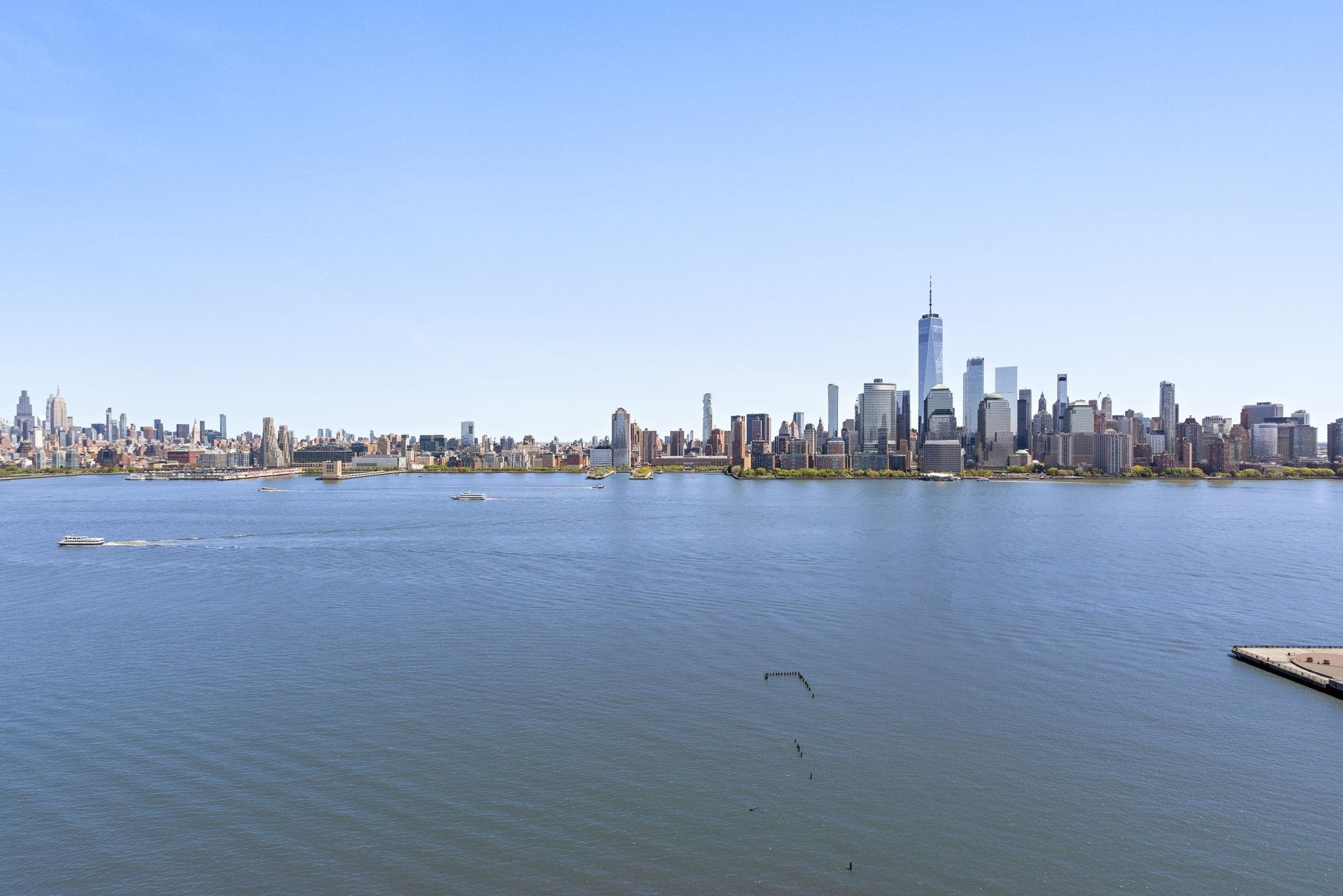 2 2ND ST Unit: 2403