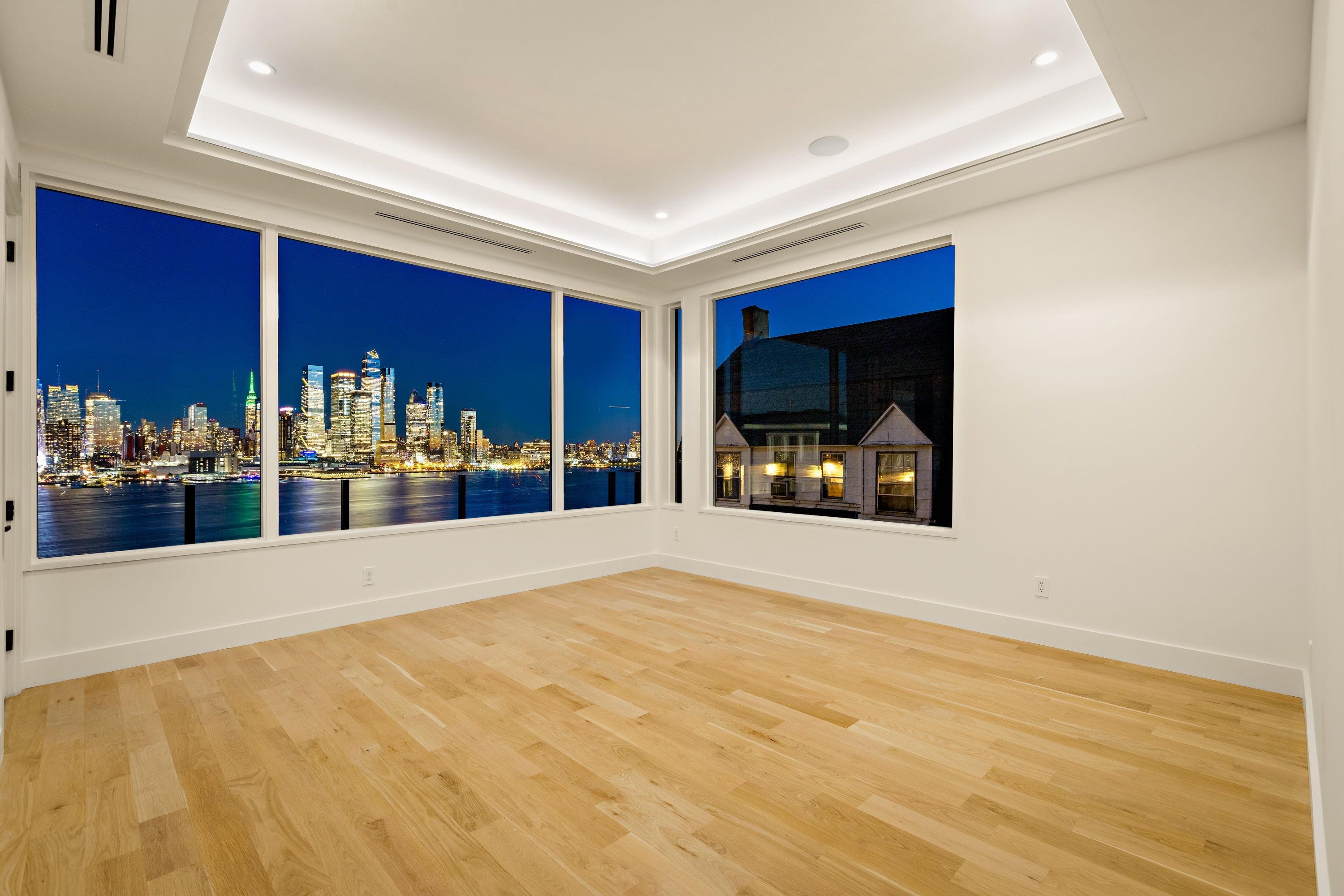 58 KING AVE