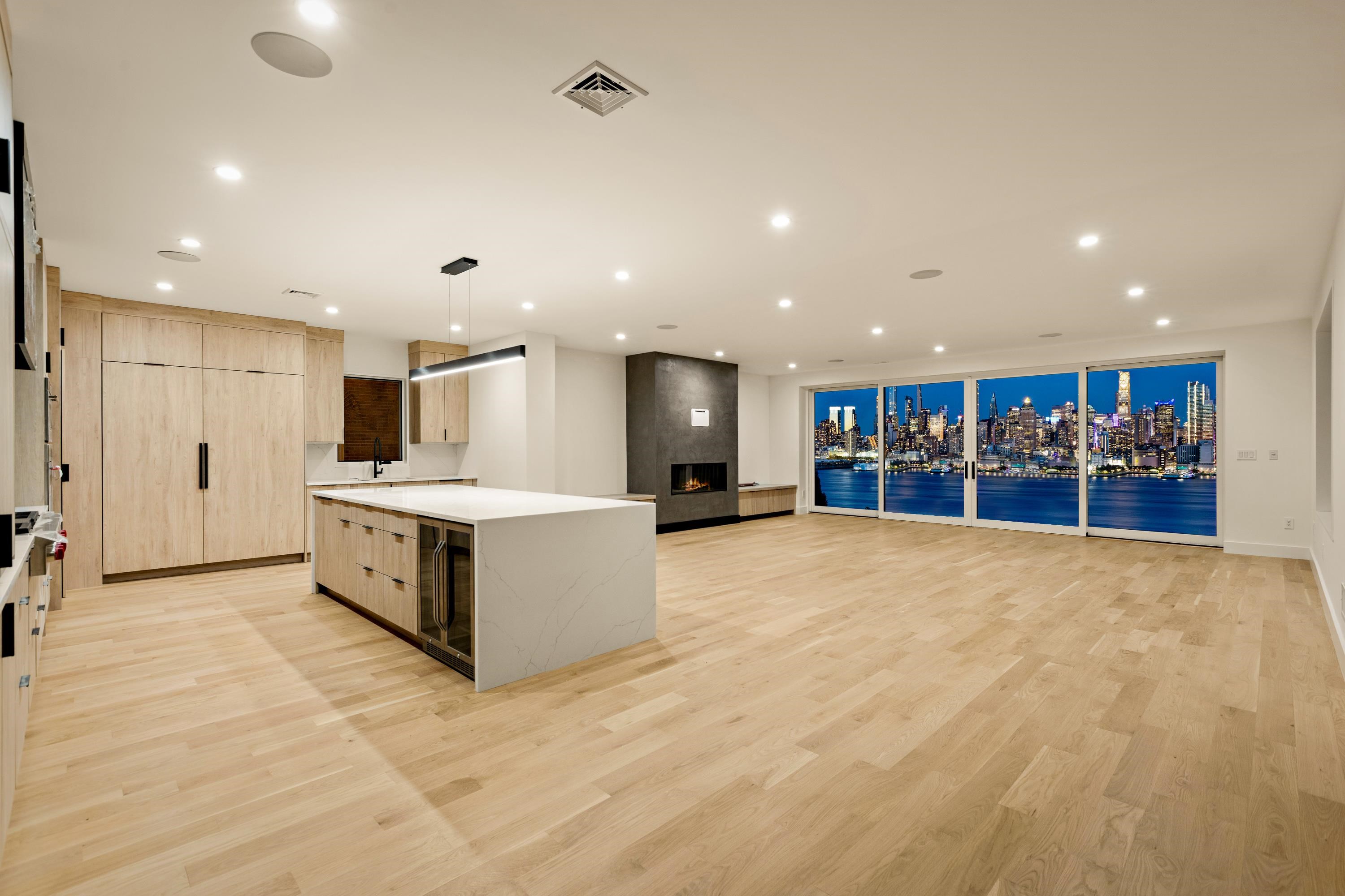 58 KING AVE