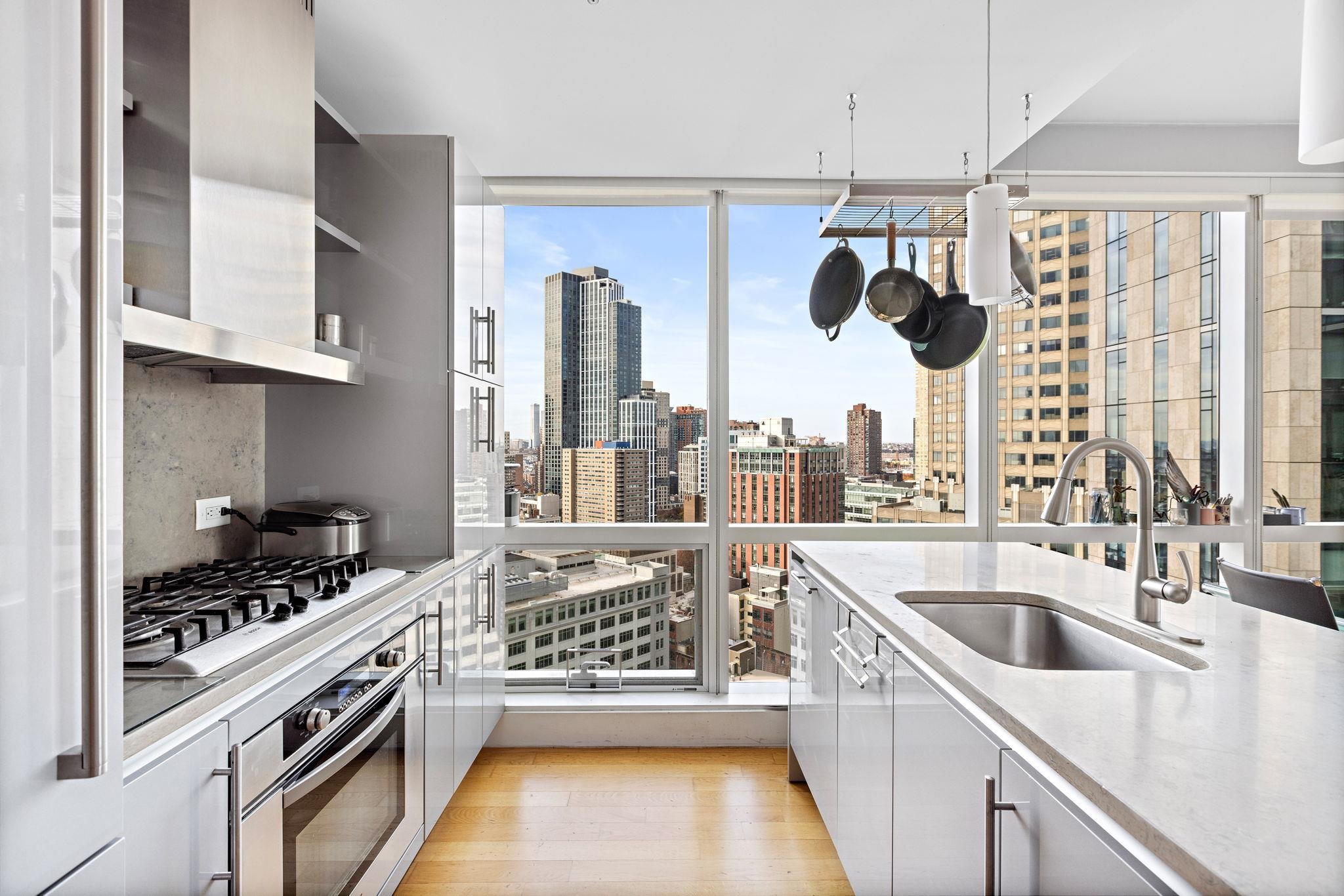 77 HUDSON ST Unit: 2303