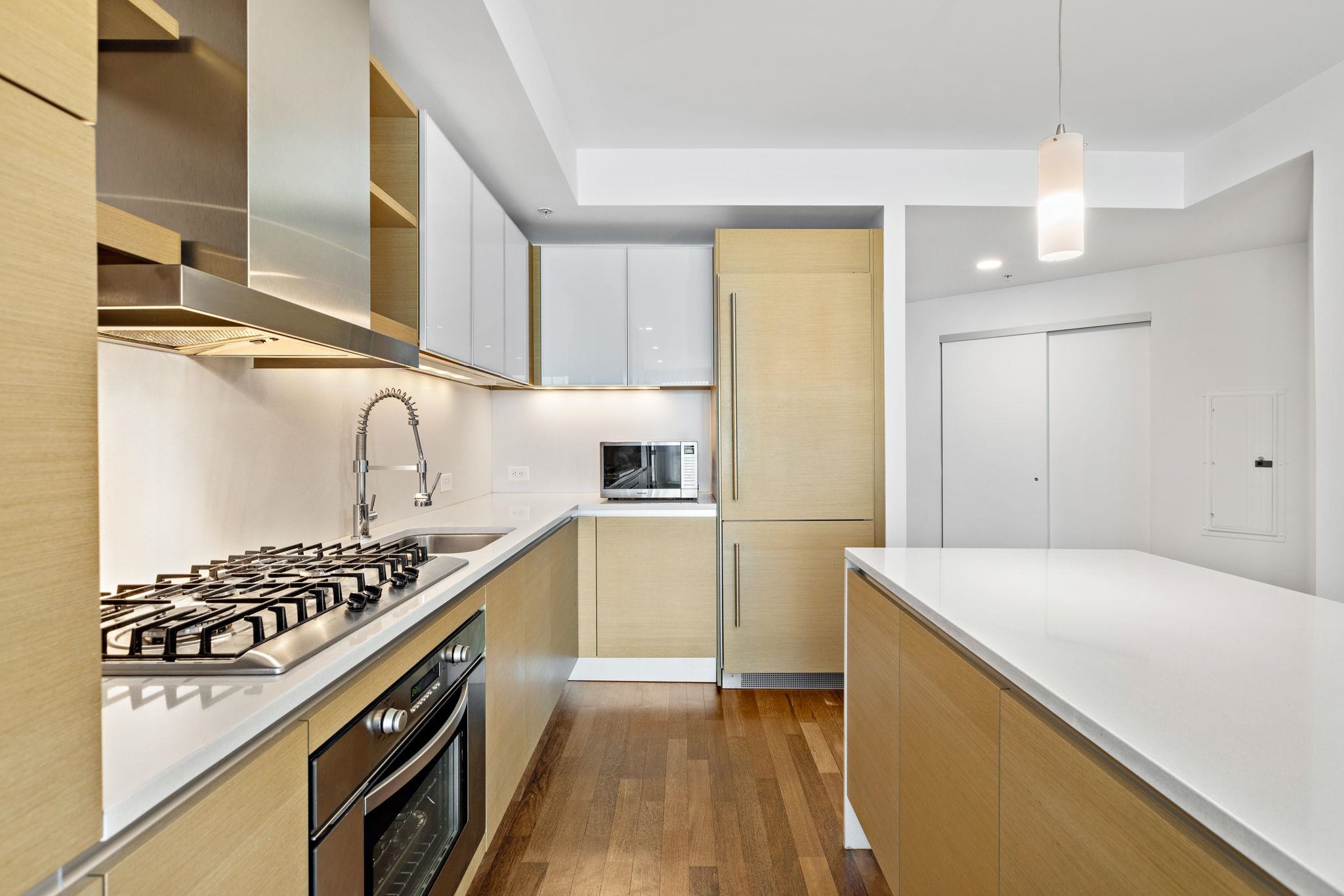 77 HUDSON ST Unit: 2708