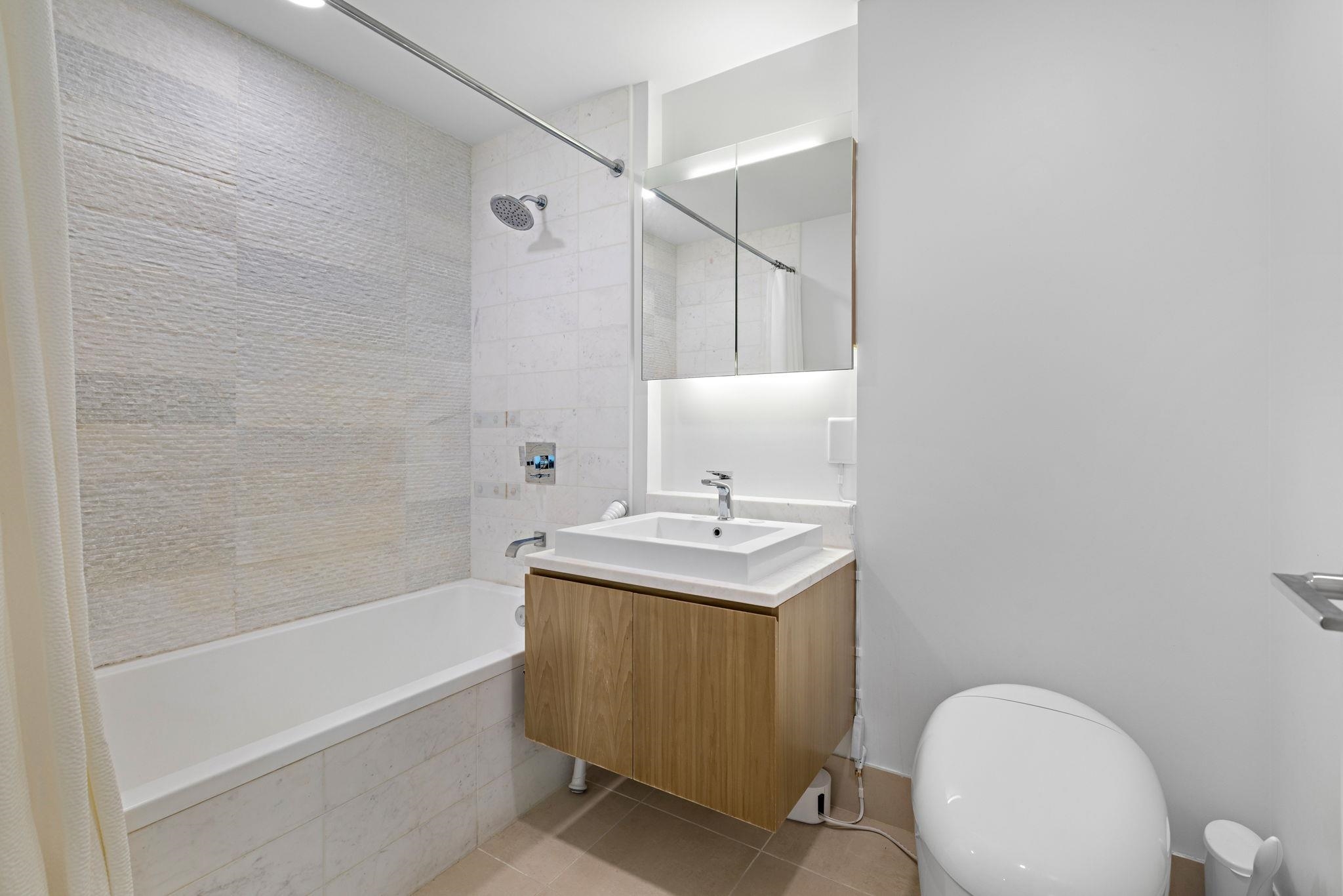 77 HUDSON ST Unit: 2708