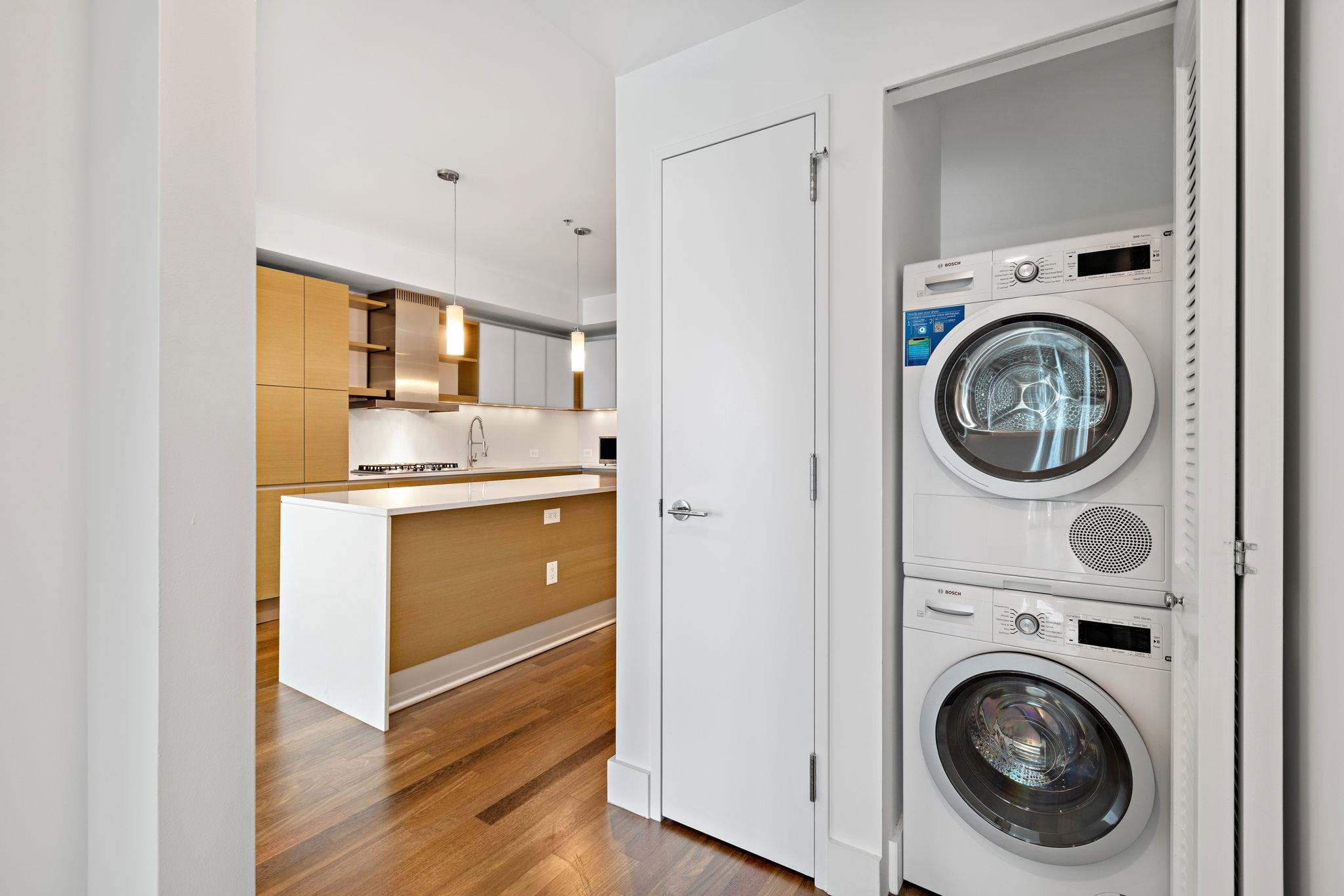 77 HUDSON ST Unit: 2708
