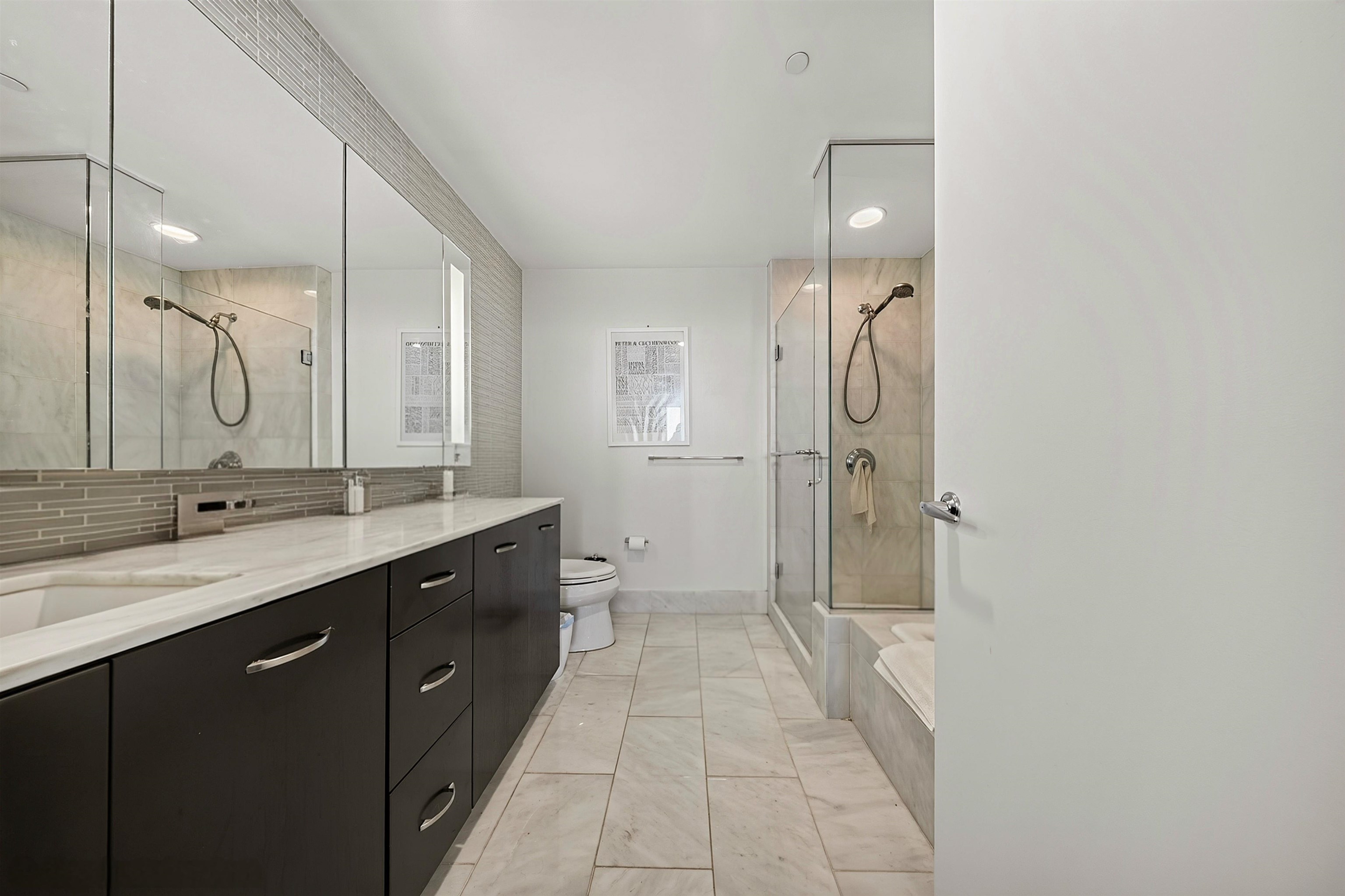 Crystal Point | Downtown Jersey City Waterfront Condo | Residence 1902