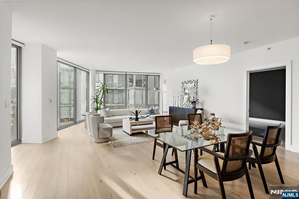 9 Ave At Port Imperial 0911