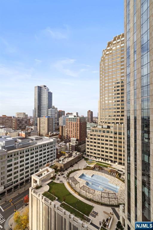 77 Hudson Street 2303
