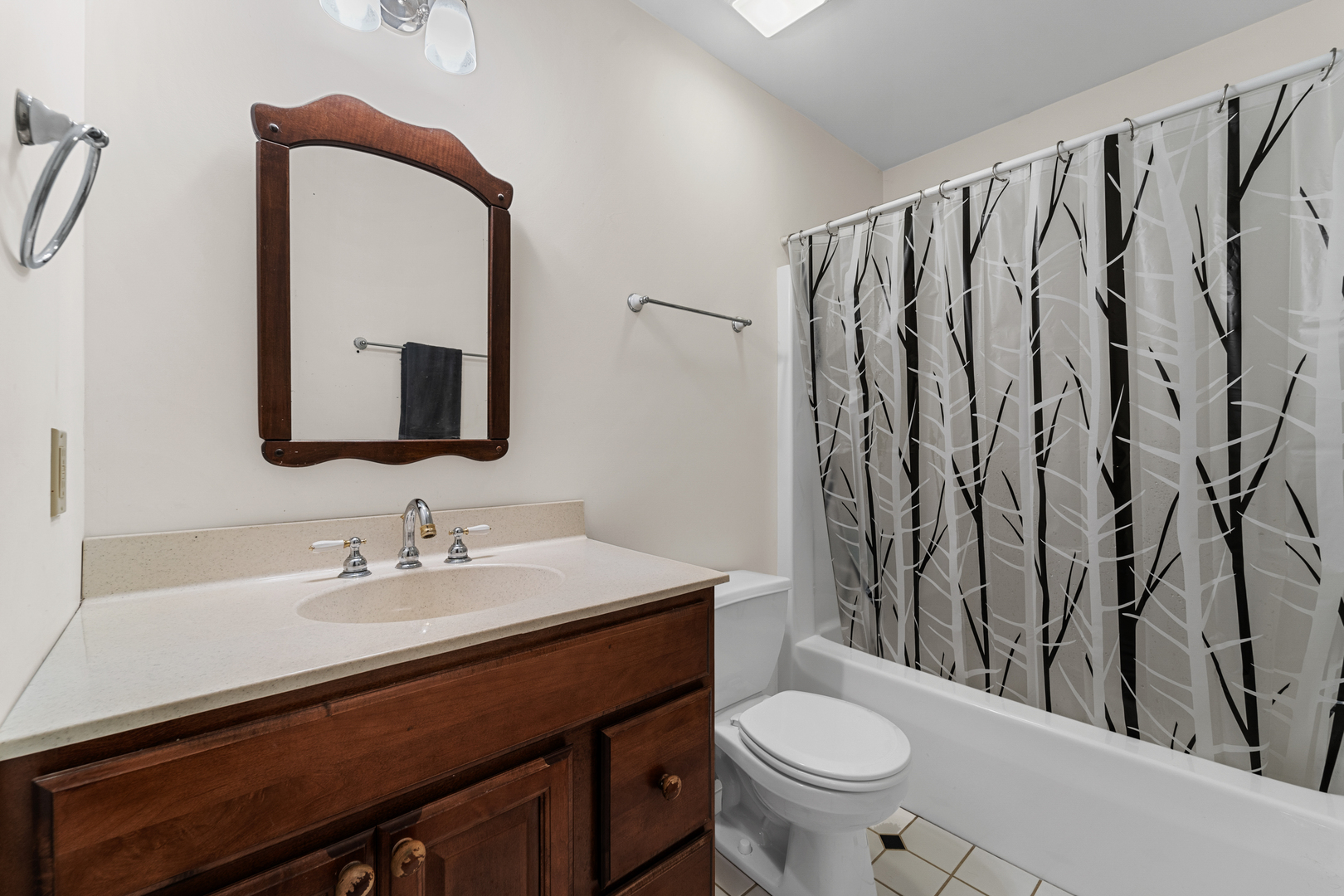 3104 E Delite Inn Road