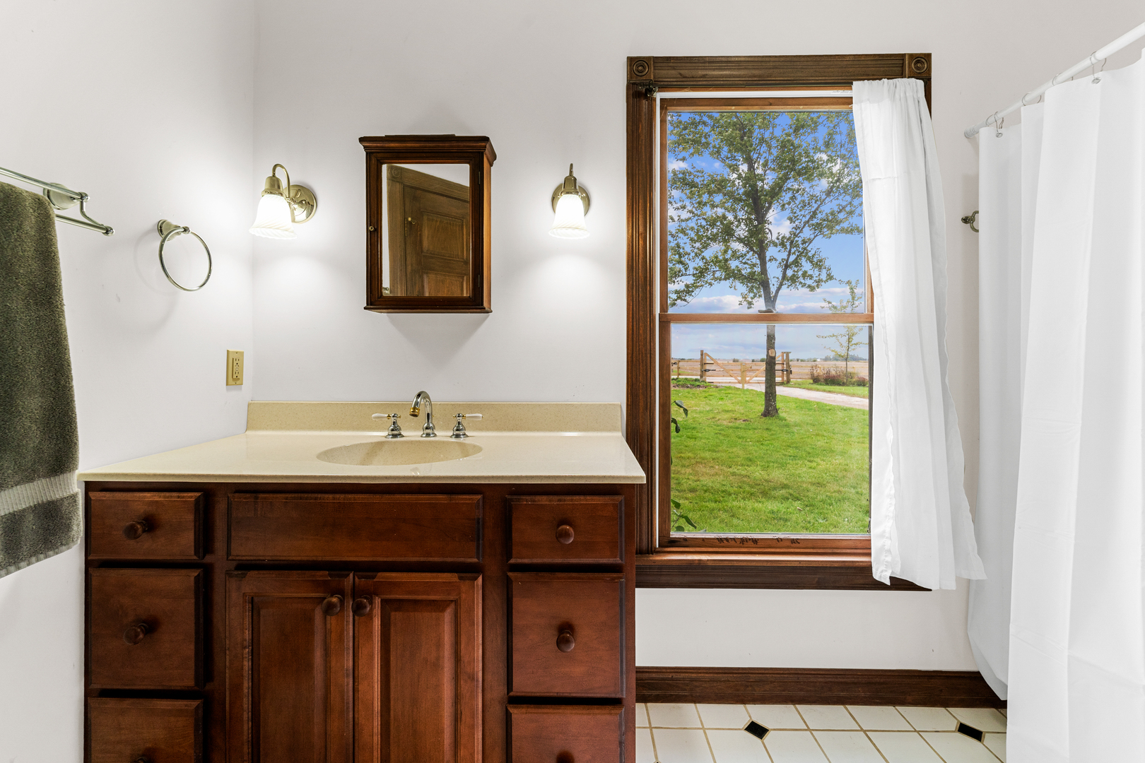 3104 E Delite Inn Road