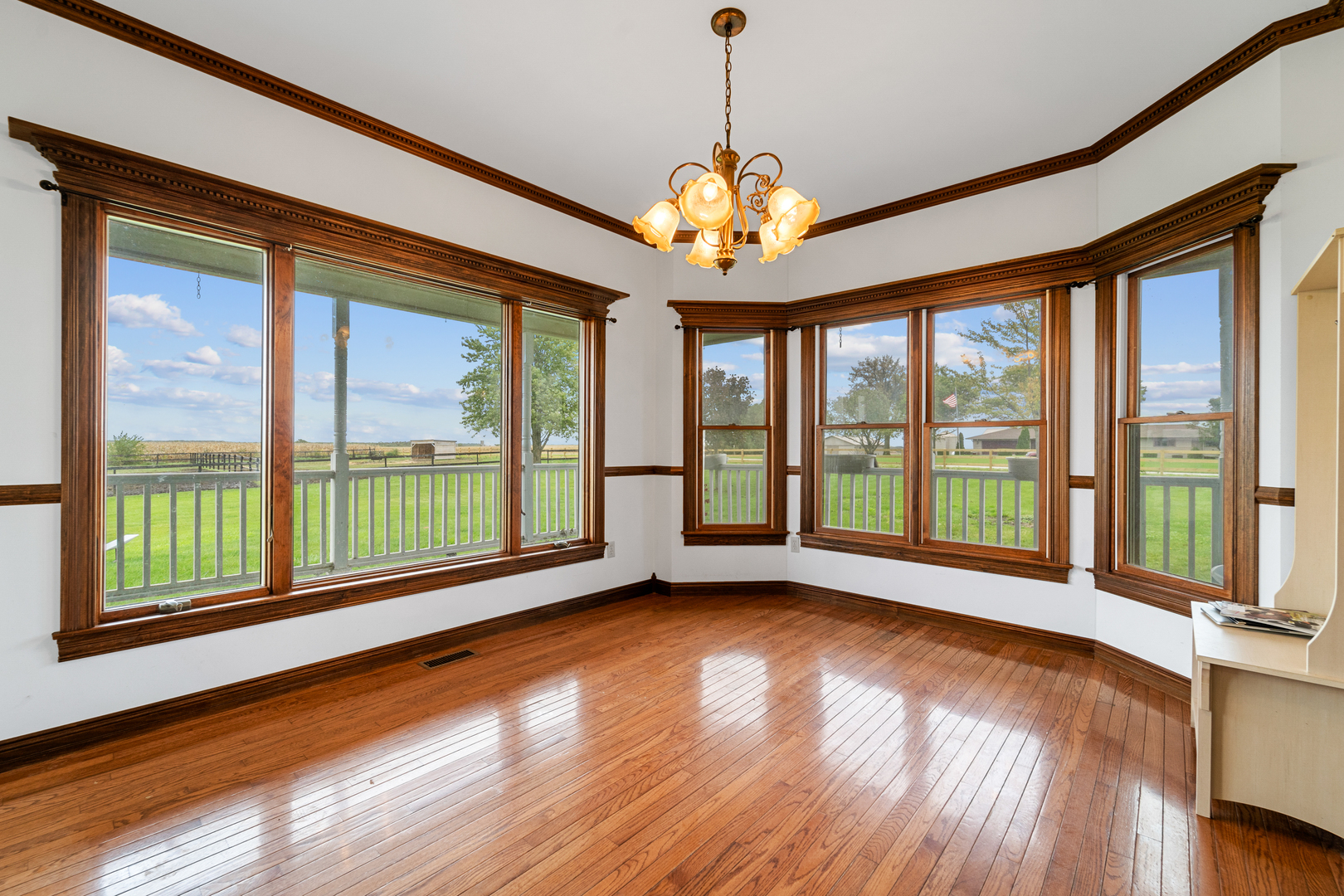 3104 E Delite Inn Road