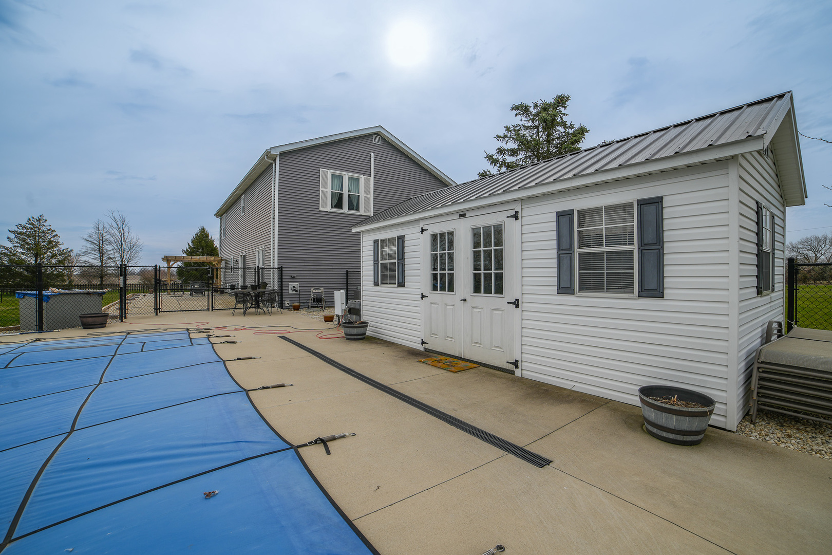 4016 W Church Road