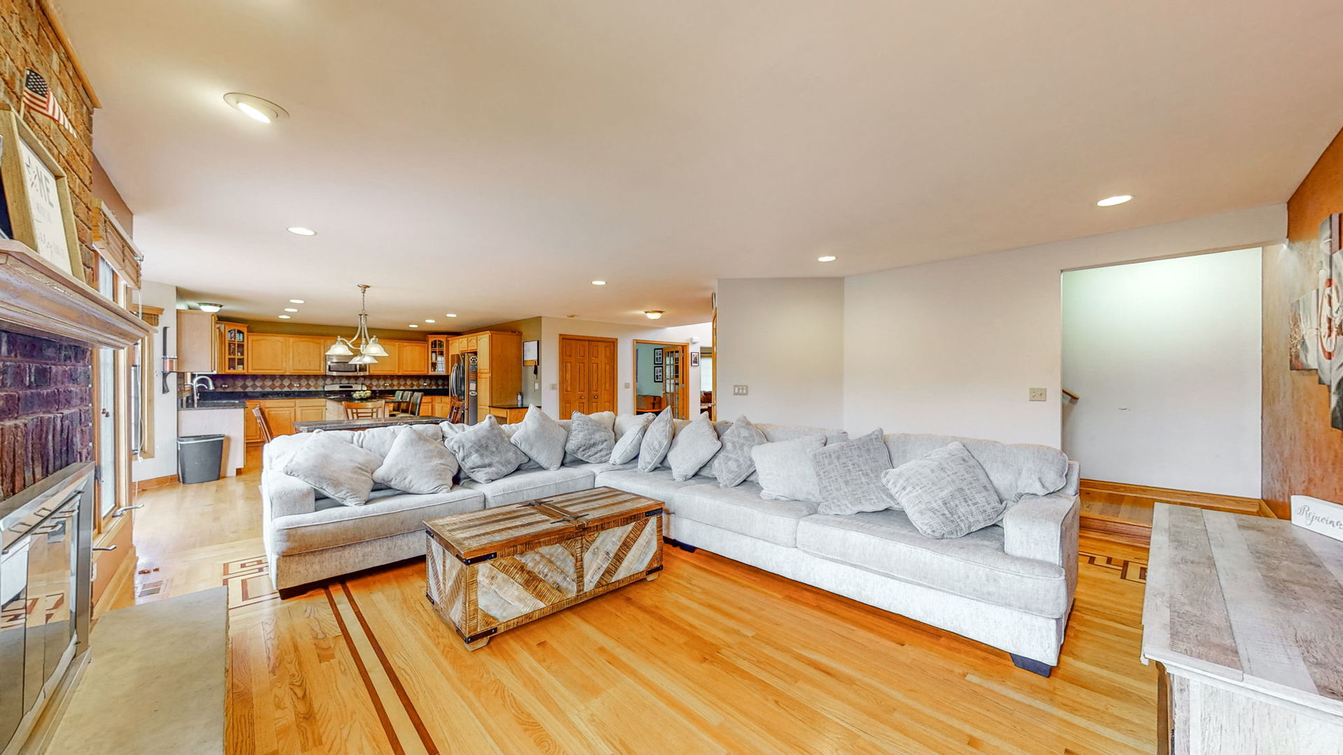 10542 Sharon Lane
