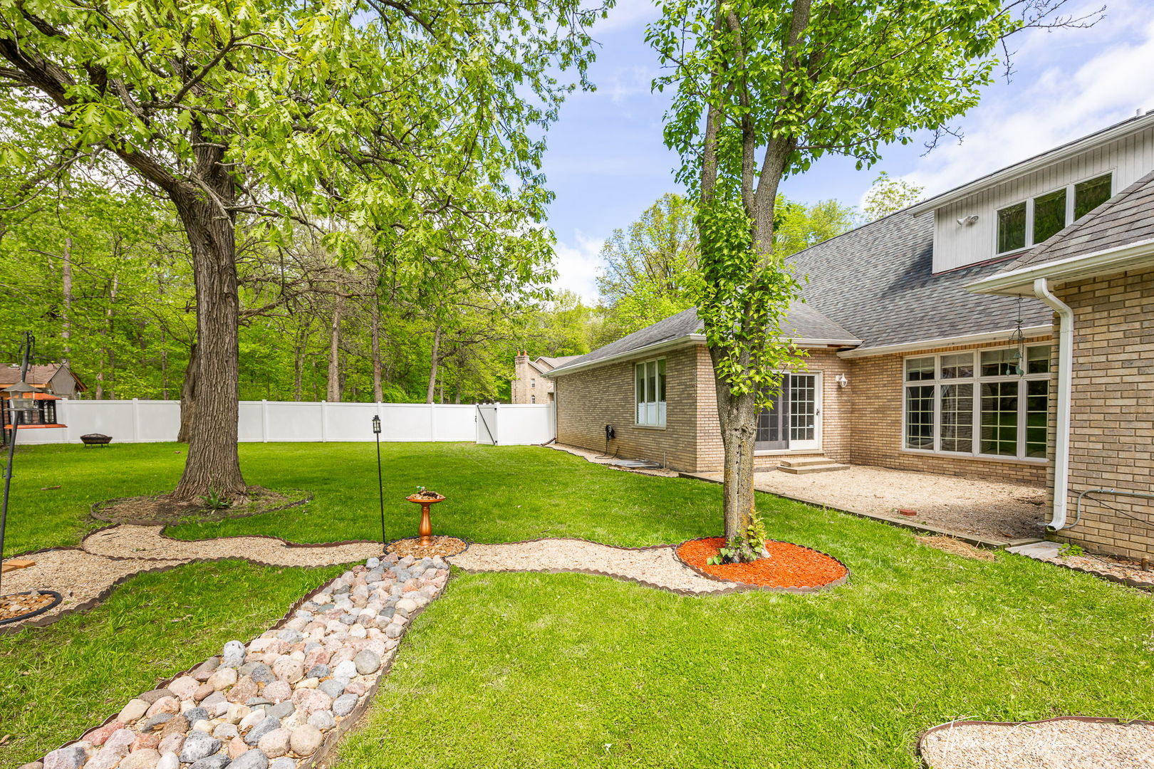 2200 E Gaisor Court