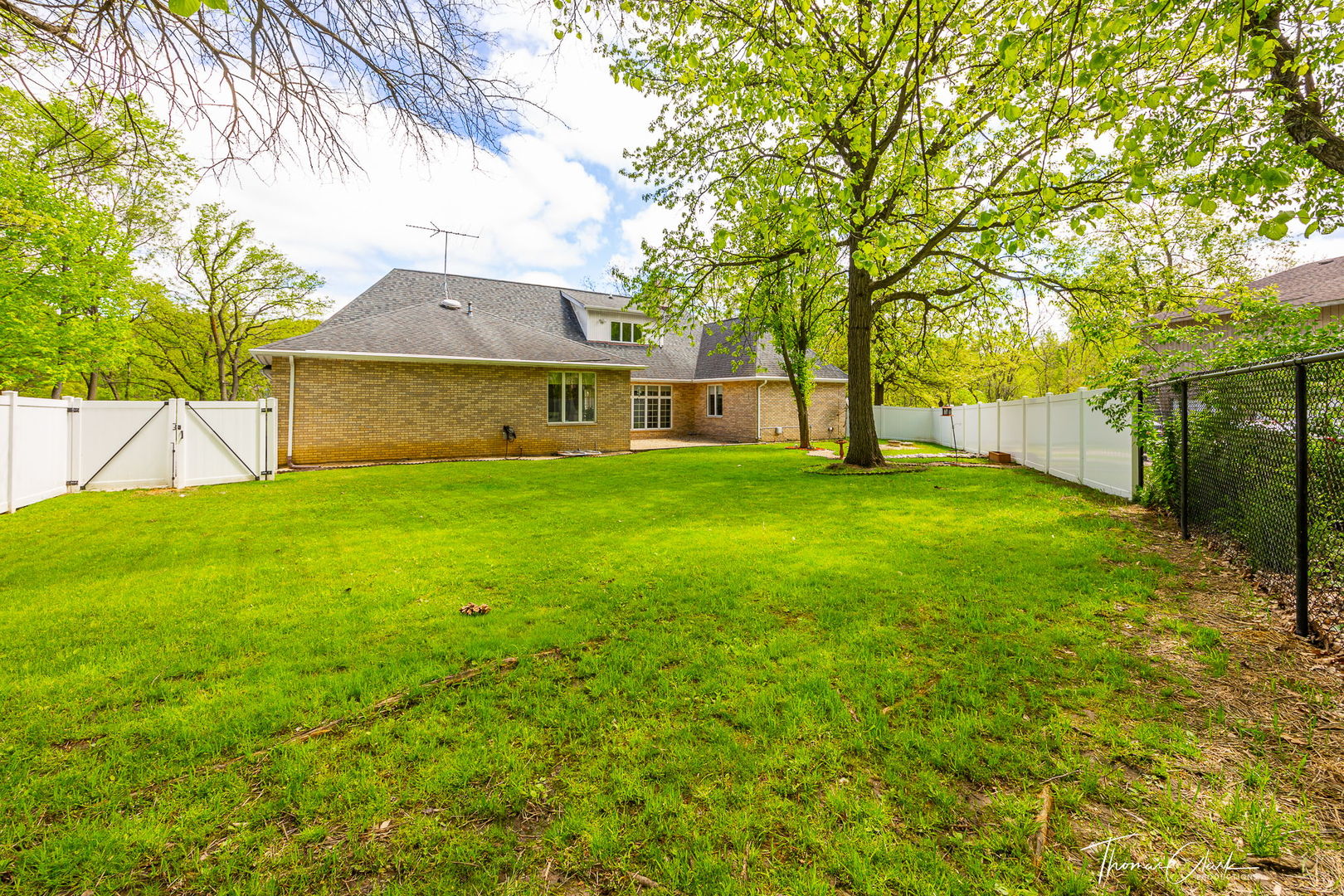 2200 E Gaisor Court