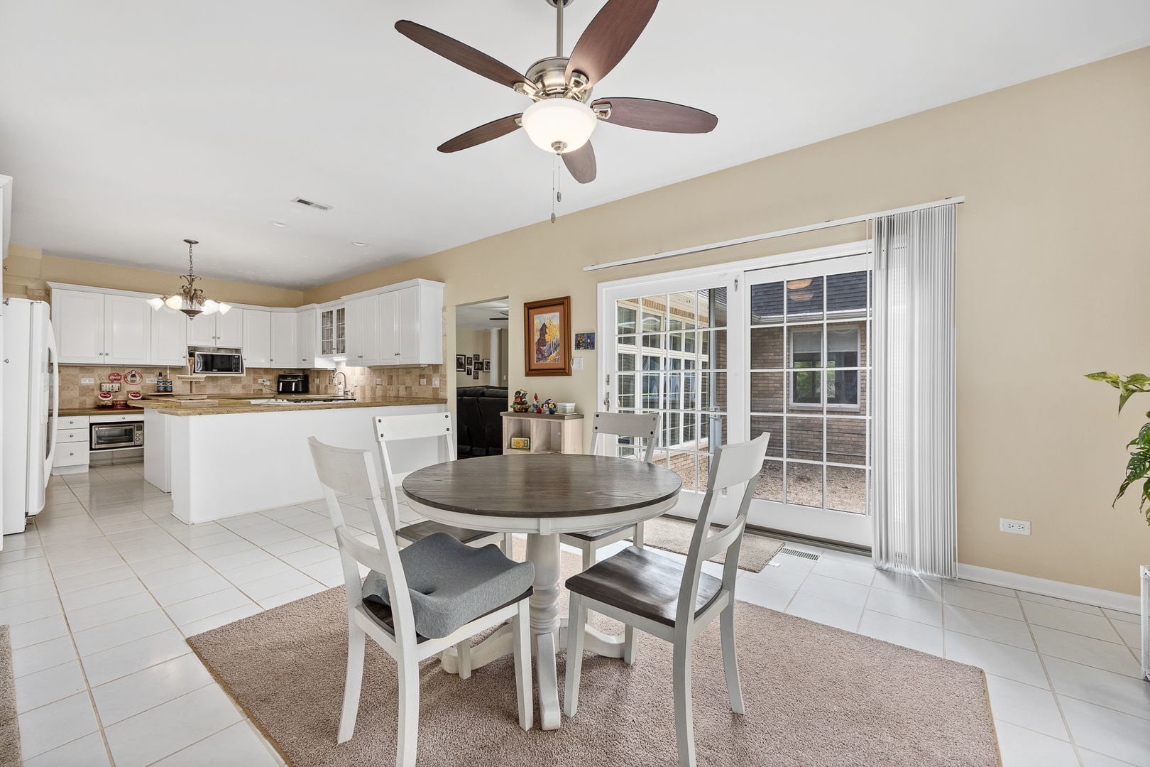 2200 E Gaisor Court