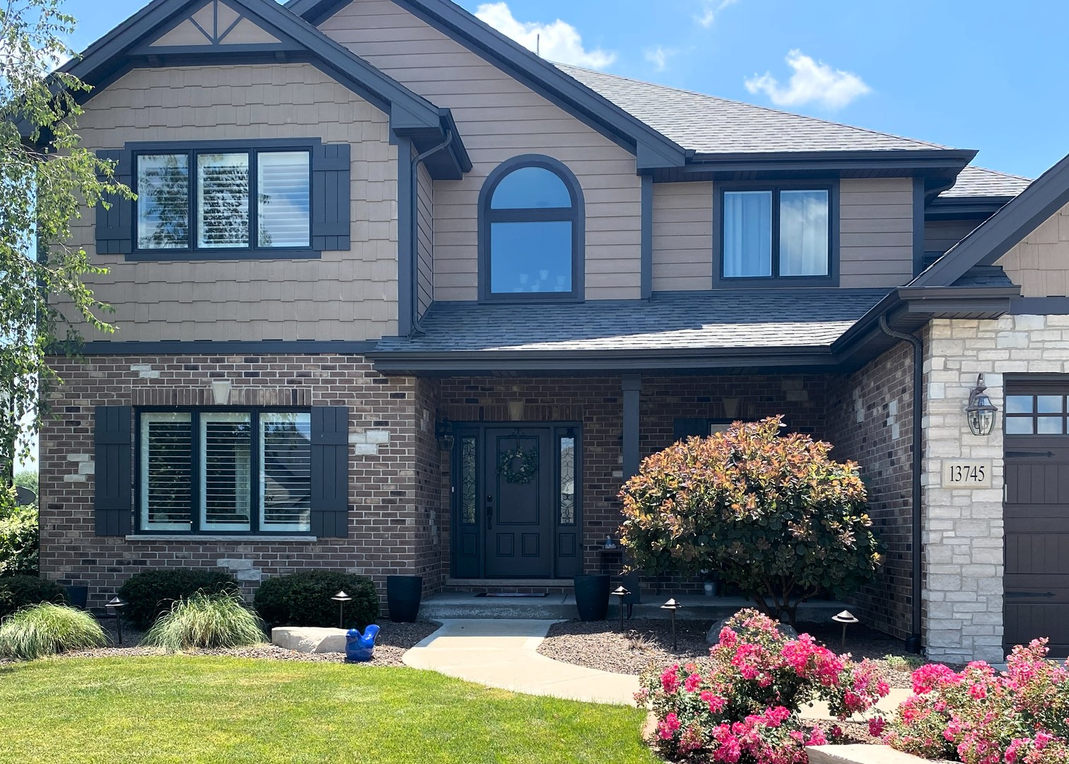 13745 W Lake Shore Court