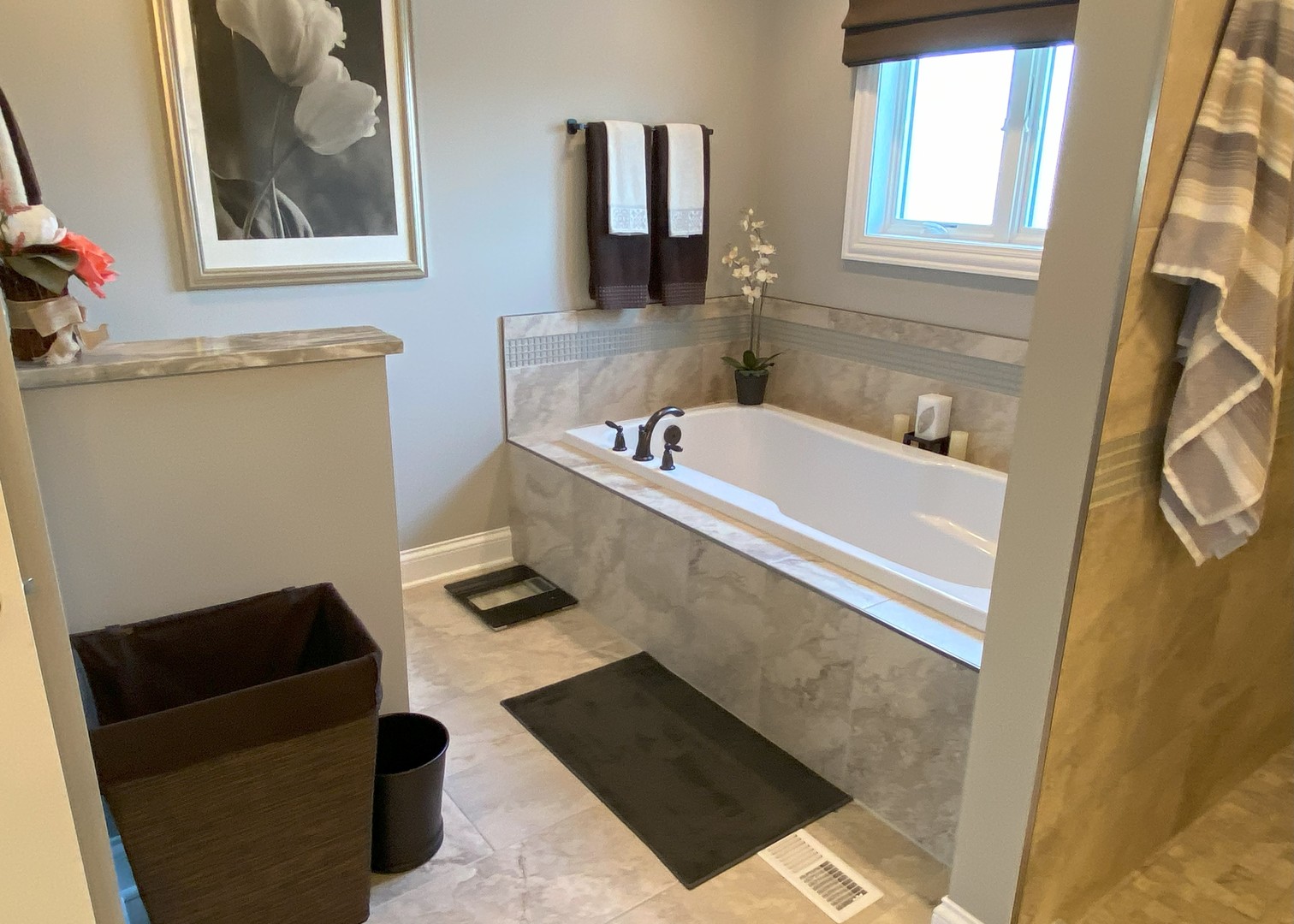 13745 W Lake Shore Court
