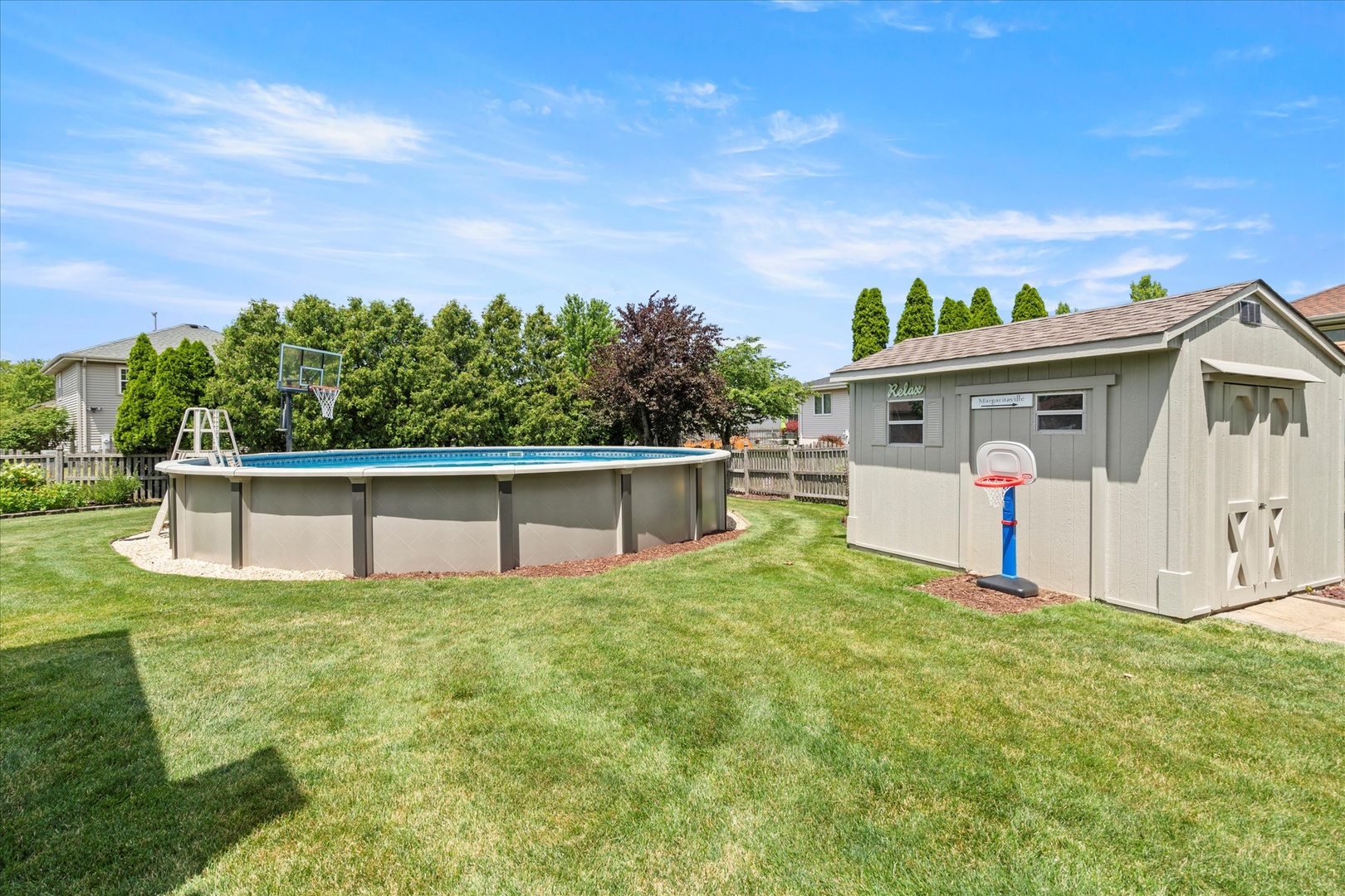 535 W MICHIGAN Road