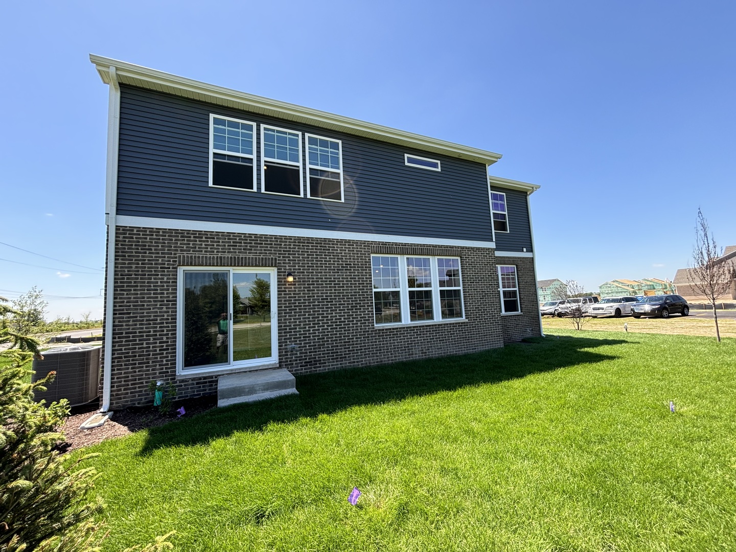 2324 Fountain Lane