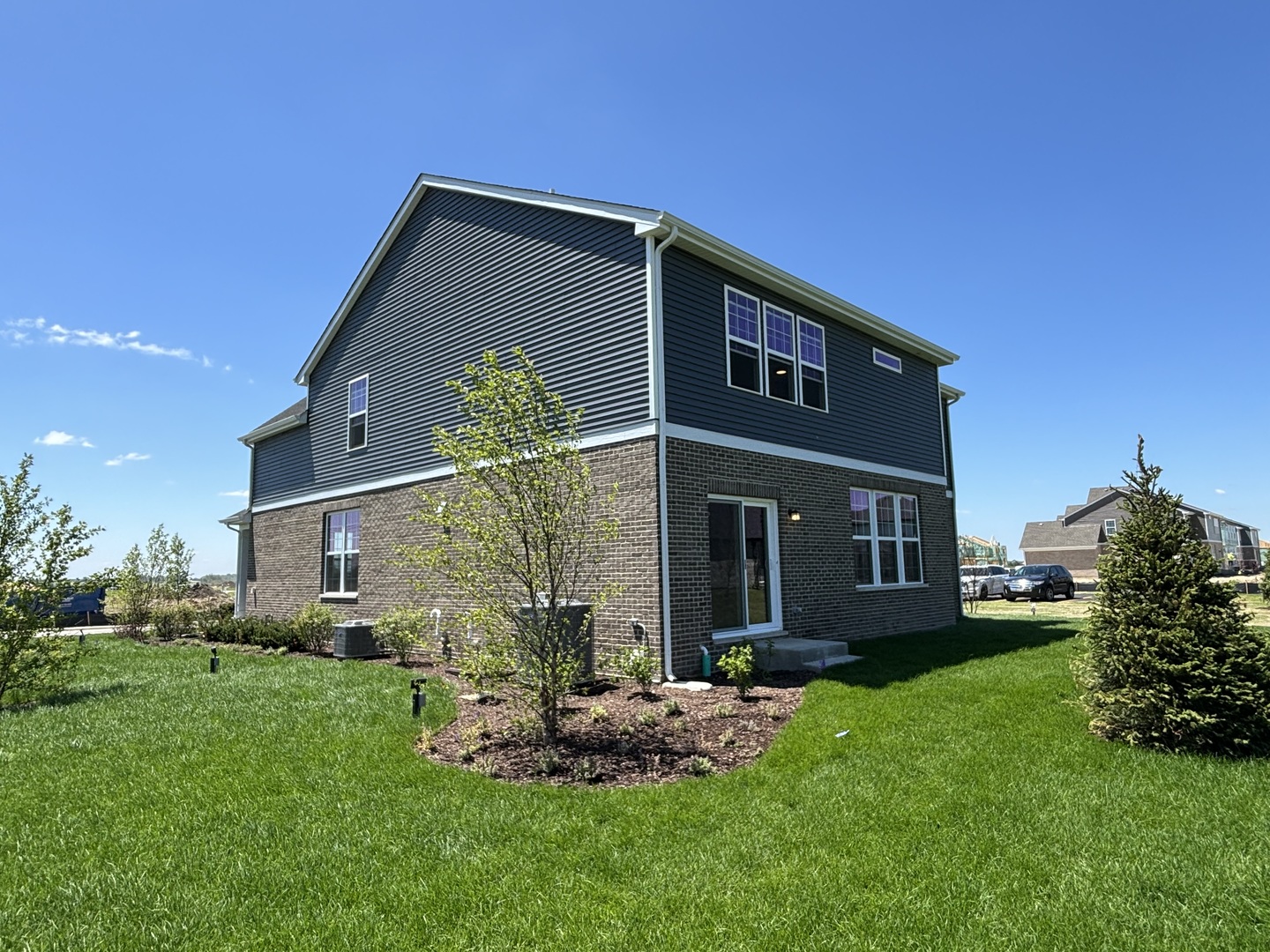 2324 Fountain Lane