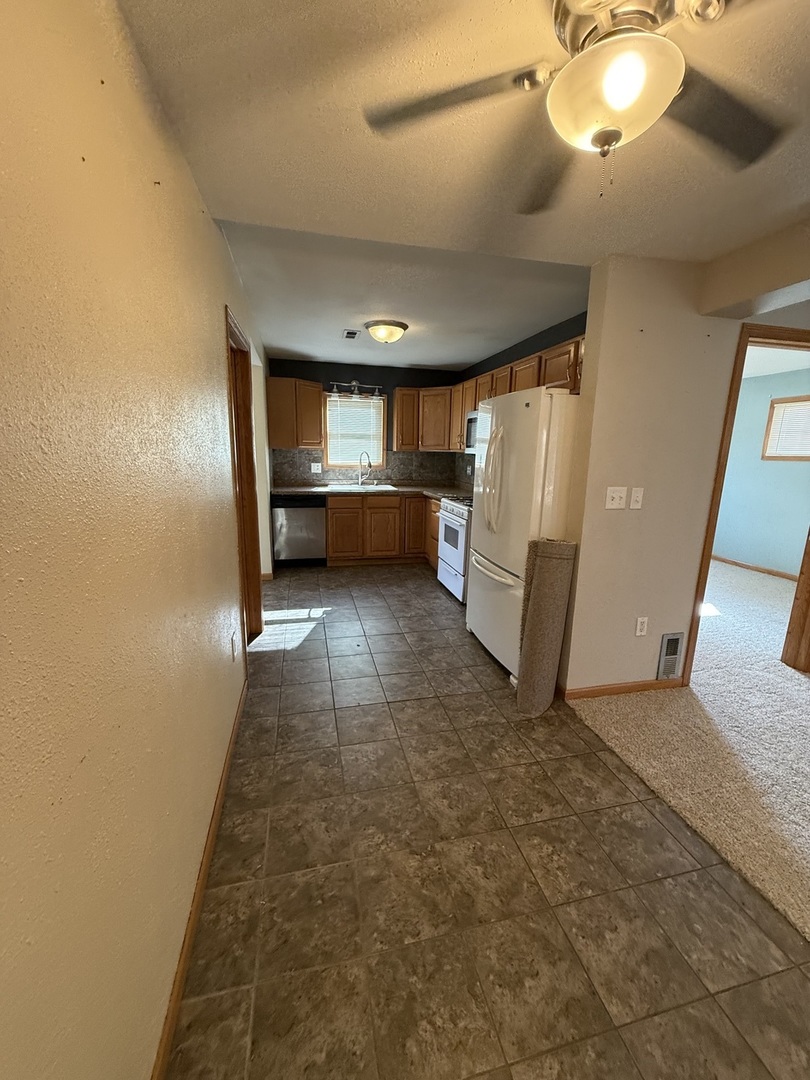 5252 Glen Drive