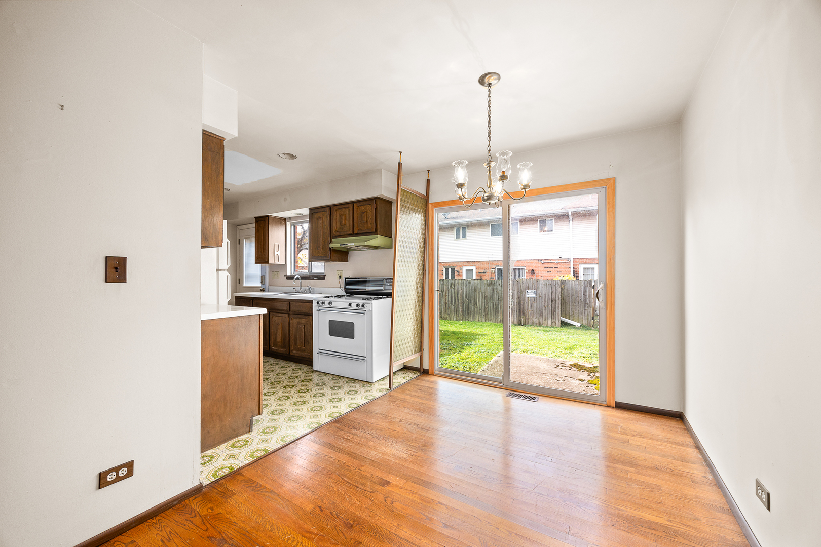 5063 Brighton Lane