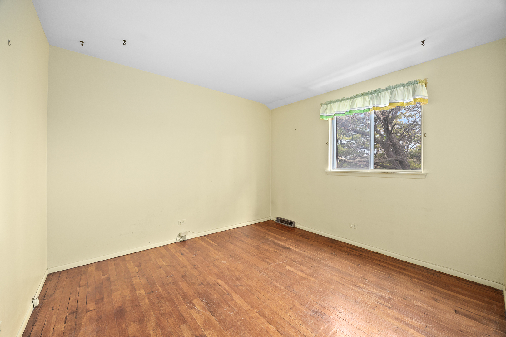 5063 Brighton Lane