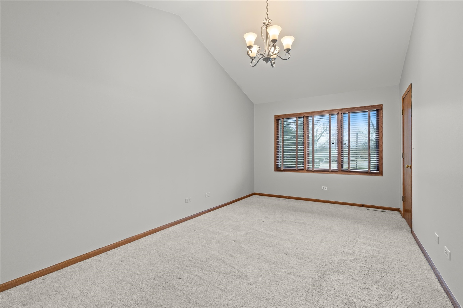 6903 Lexington Court