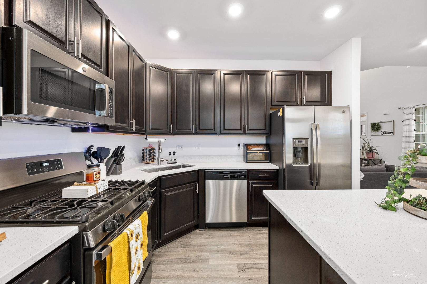 15021 W Quincy Circle