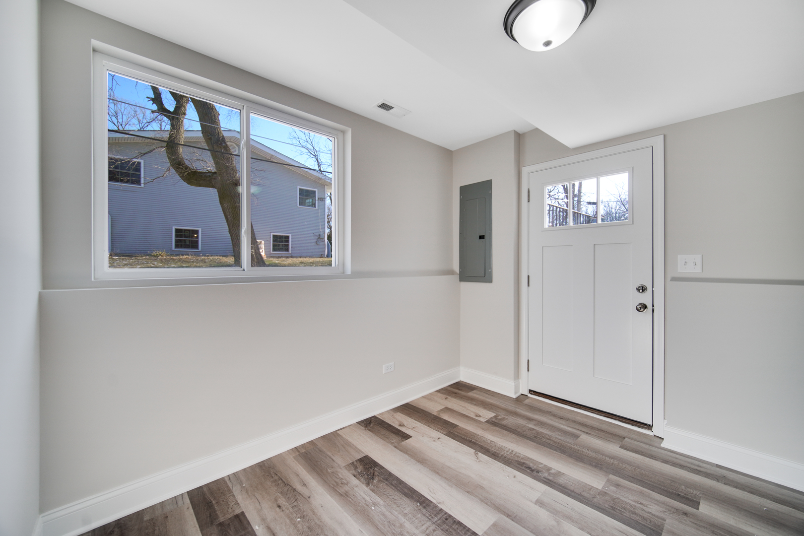 224 W Francis Road