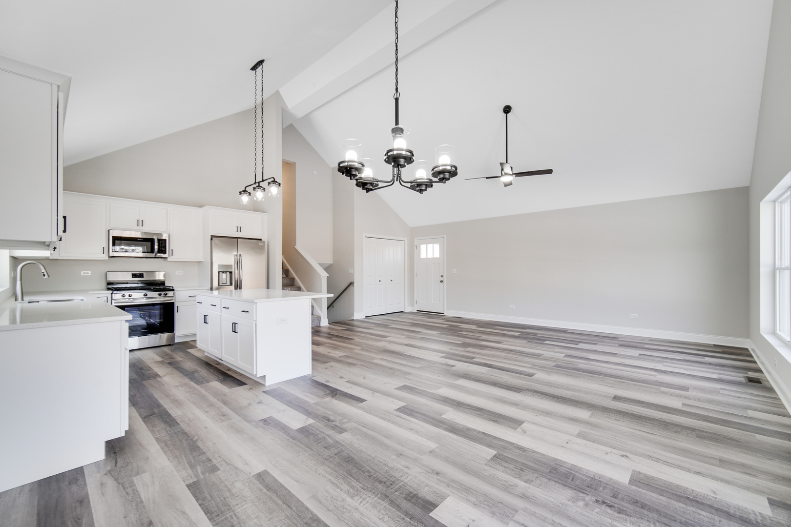 224 W Francis Road