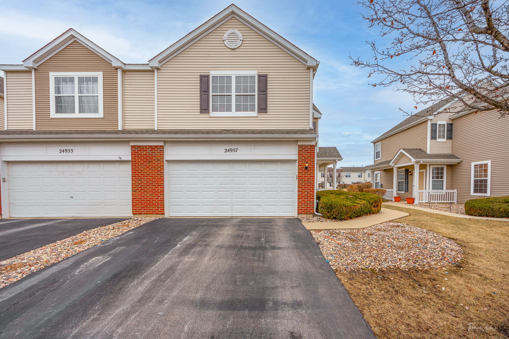 24957 CLARE Circle Unit: 24957