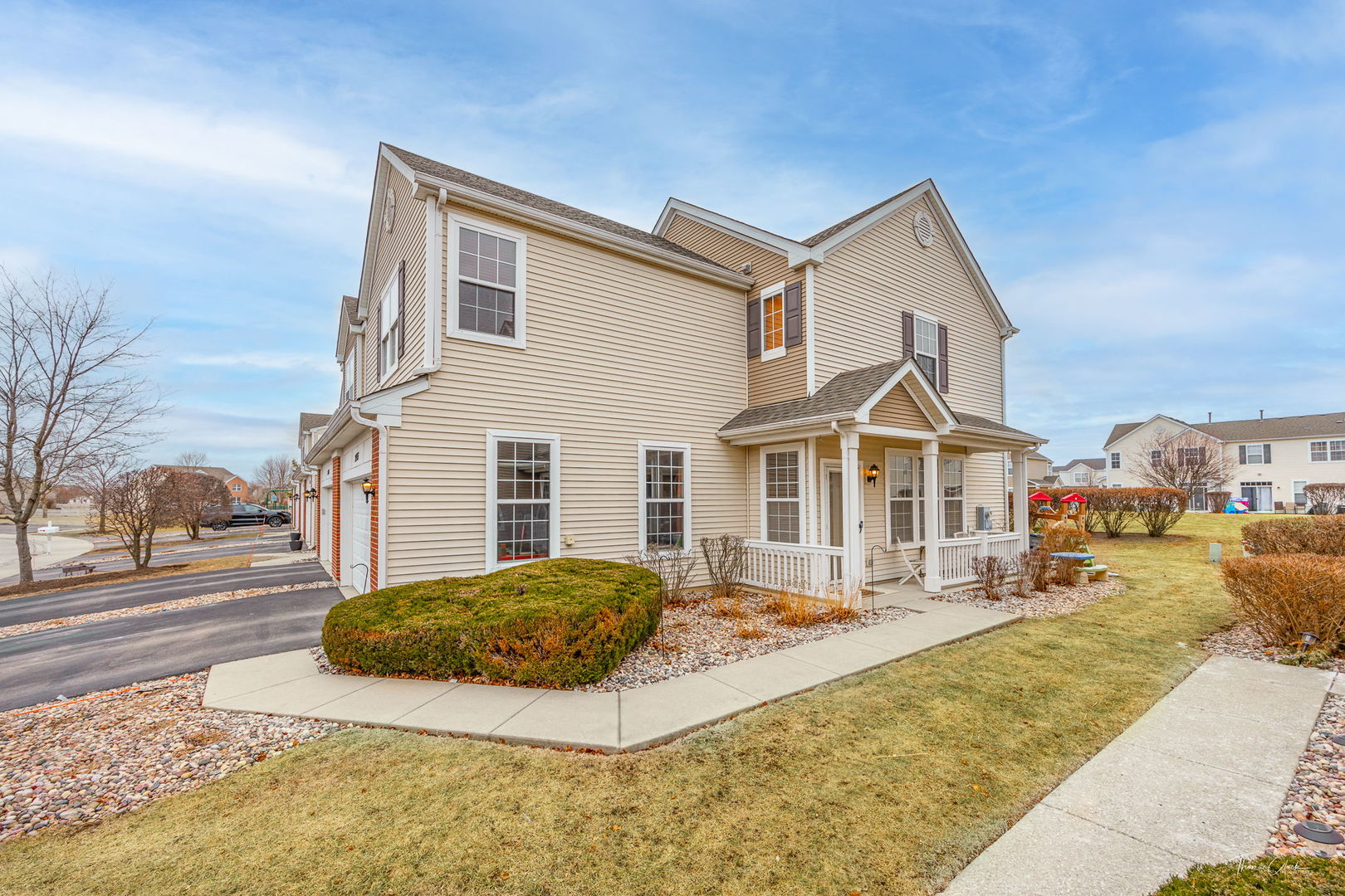24957 CLARE Circle Unit: 24957